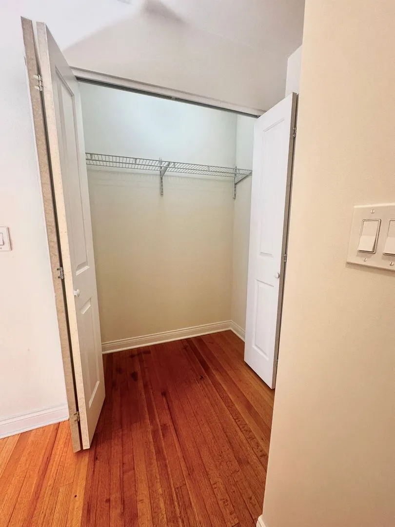 6954 N Sheridan Rd, , 60626, USA 60626-unit#312-Chicago-IL