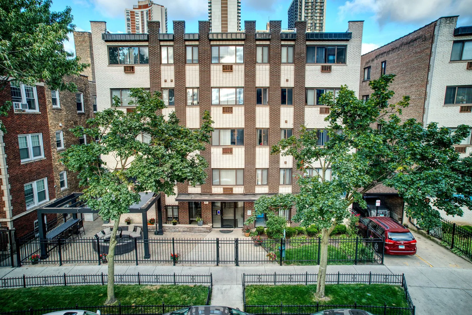 6029 N Winthrop Ave, , 60660, USA 60660-unit#402-Chicago-IL
