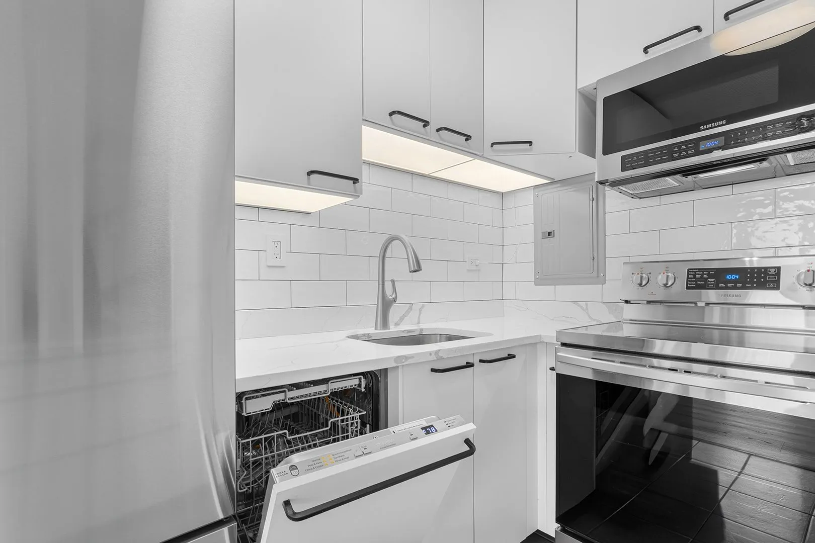 6166 N Sheridan Rd, ,  60660, USA 60660-unit#4B-Chicago-IL