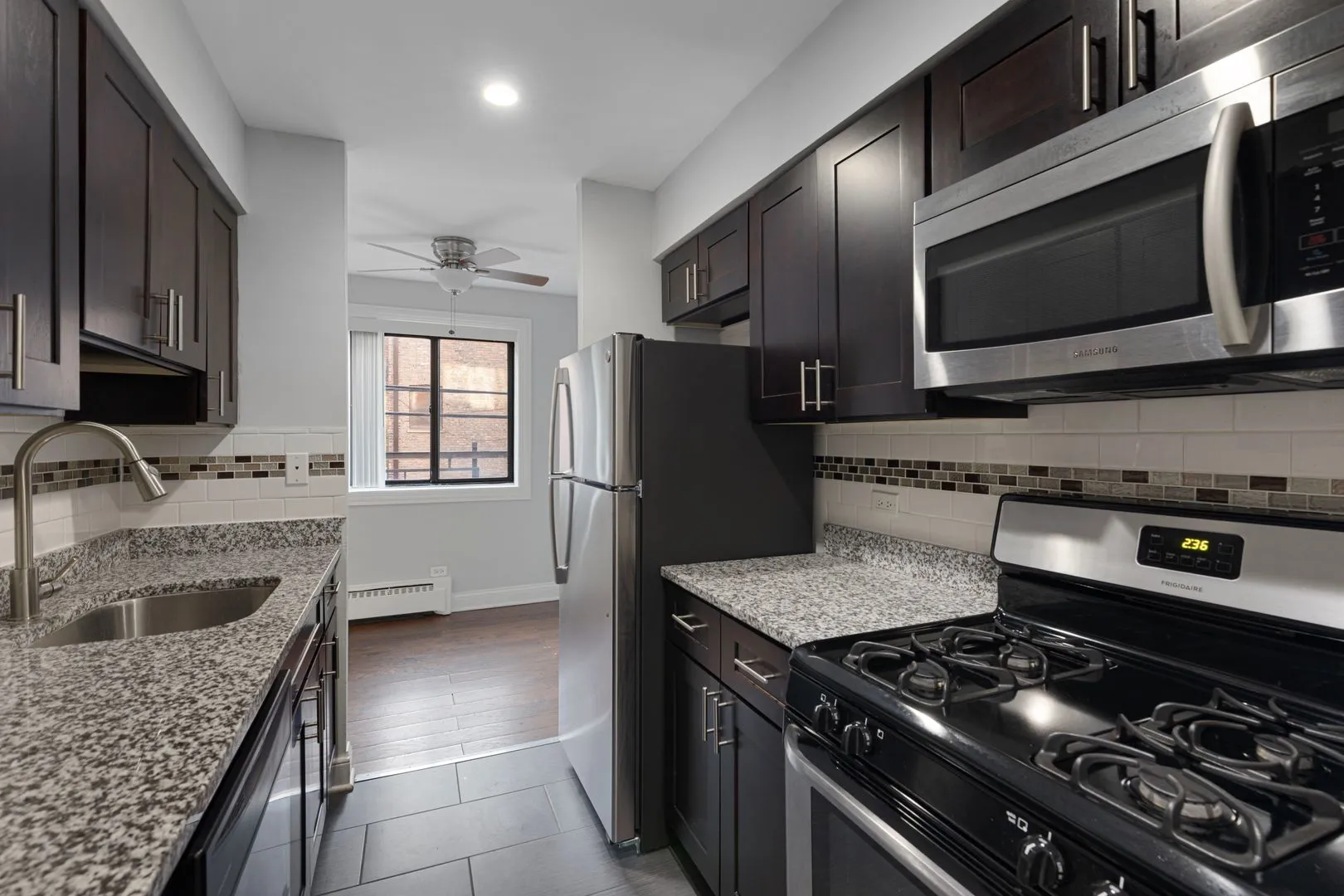 5534 N Kenmore Ave, , 60640, USA 60640-unit#208-Chicago-IL