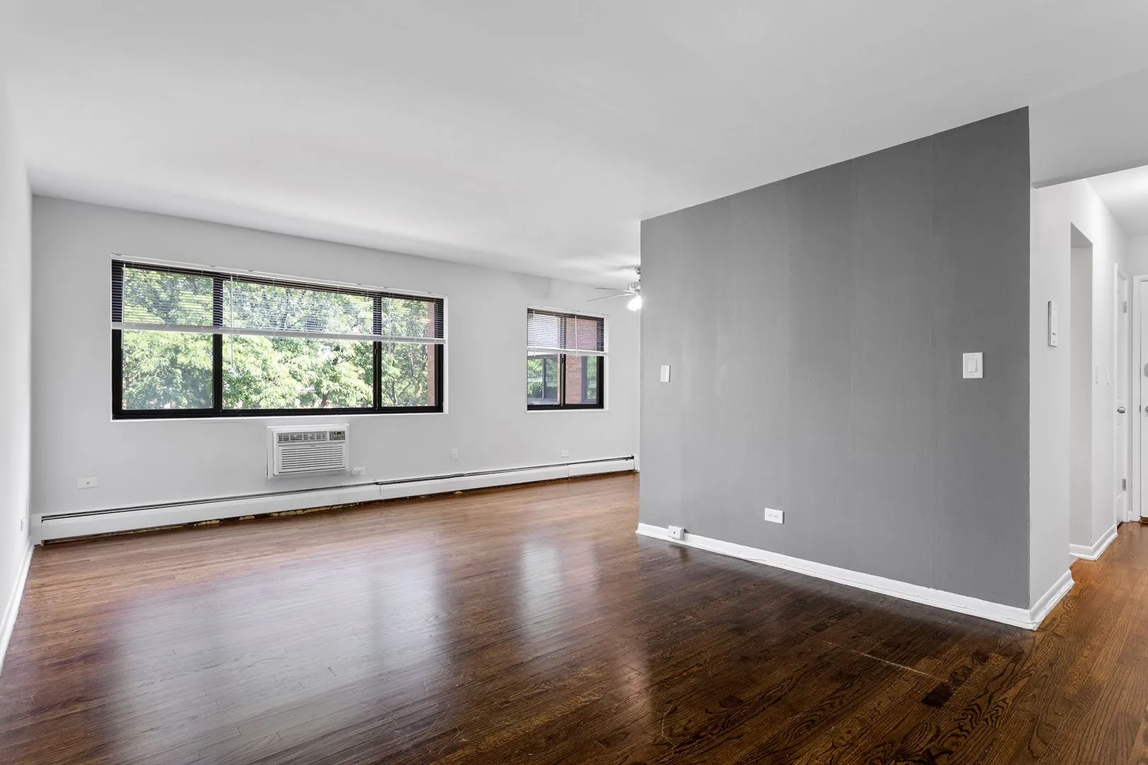 6826 N Ridge Blvd, , 60645, USA 60645-unit#301-Chicago-IL