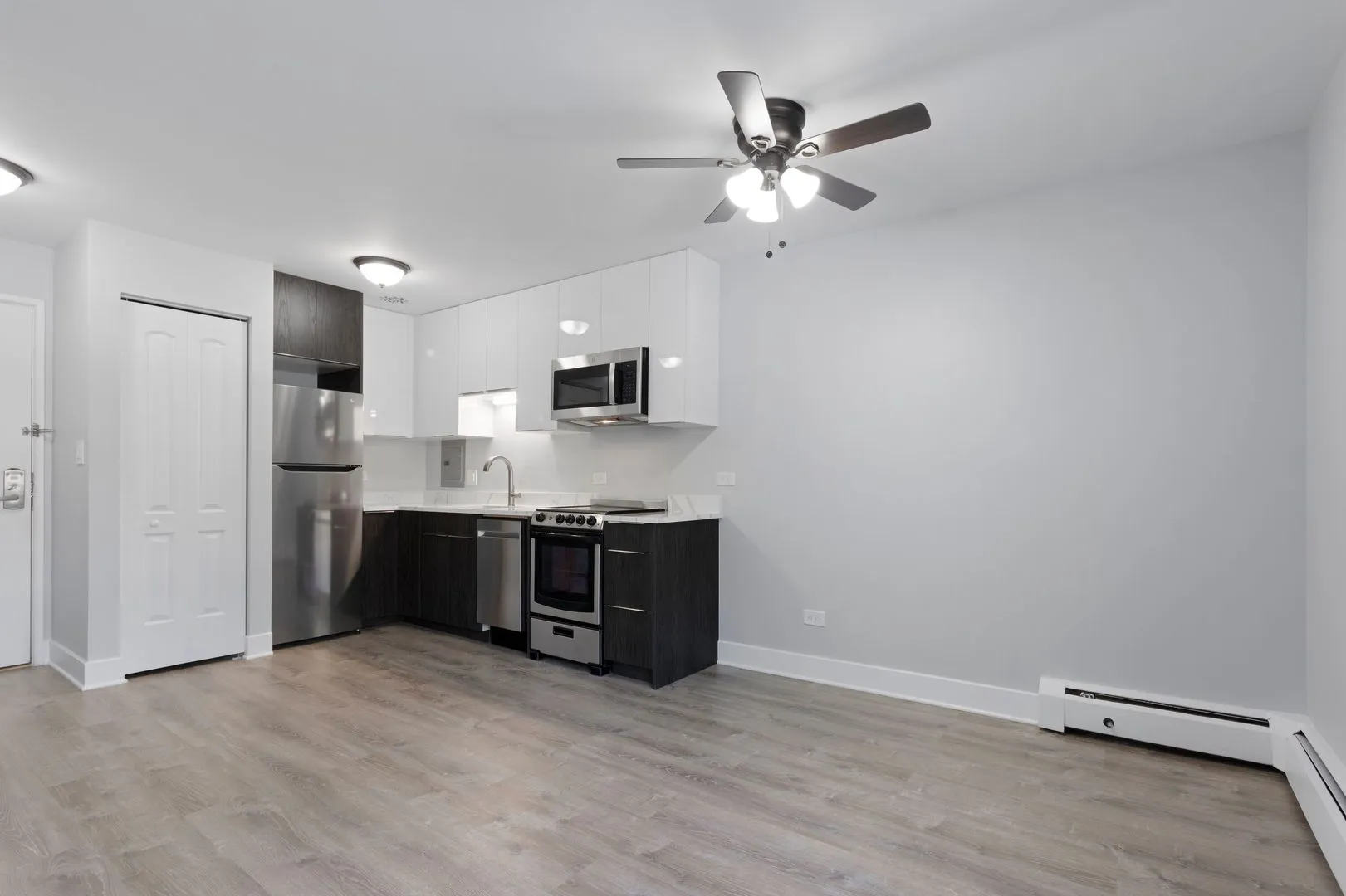 6001 N Kenmore Ave, ,  60660, USA 60660-unit#203-Chicago-IL