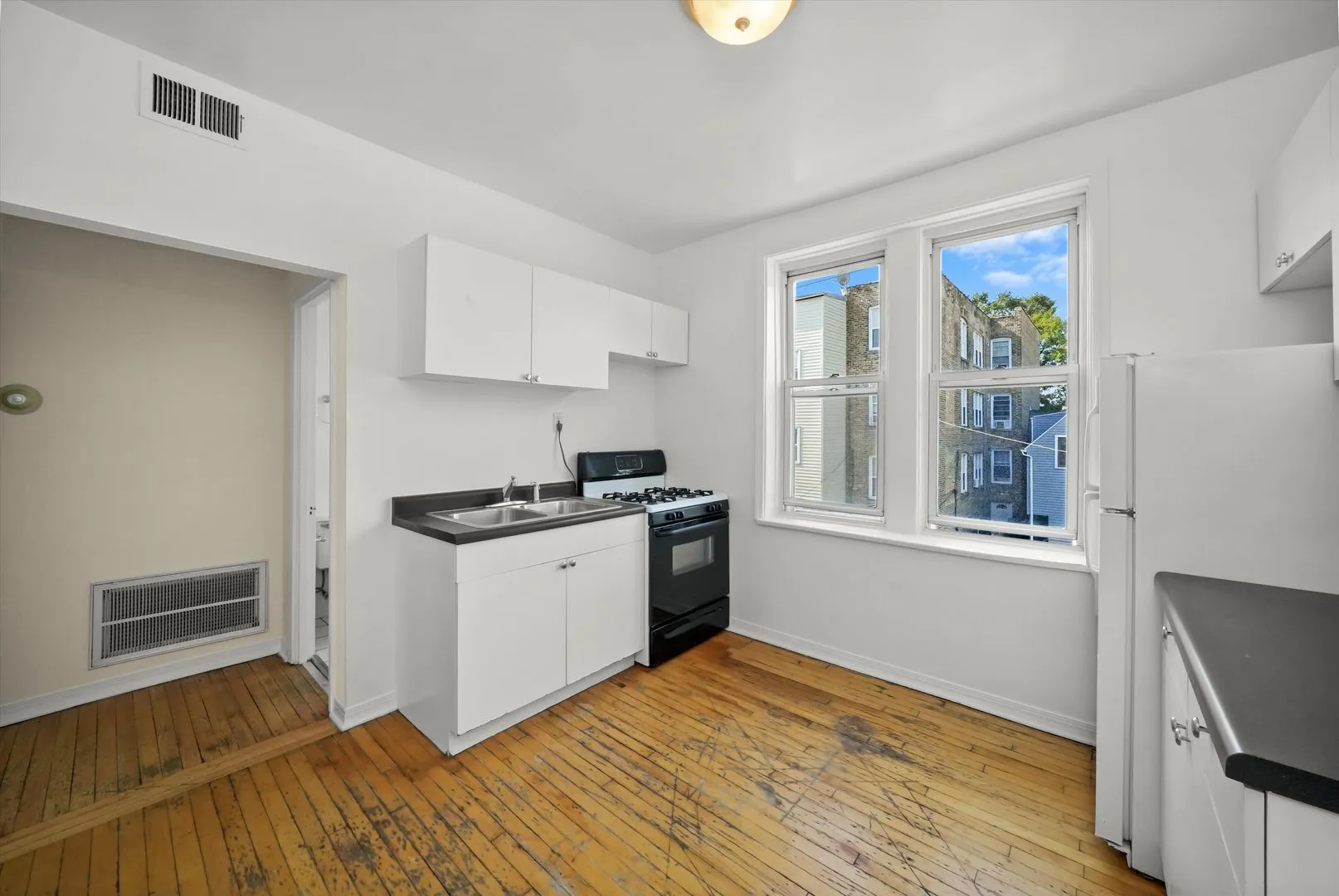 3038 W Wellington Ave, ,  60618, USA 60618-unit#3-Chicago-IL