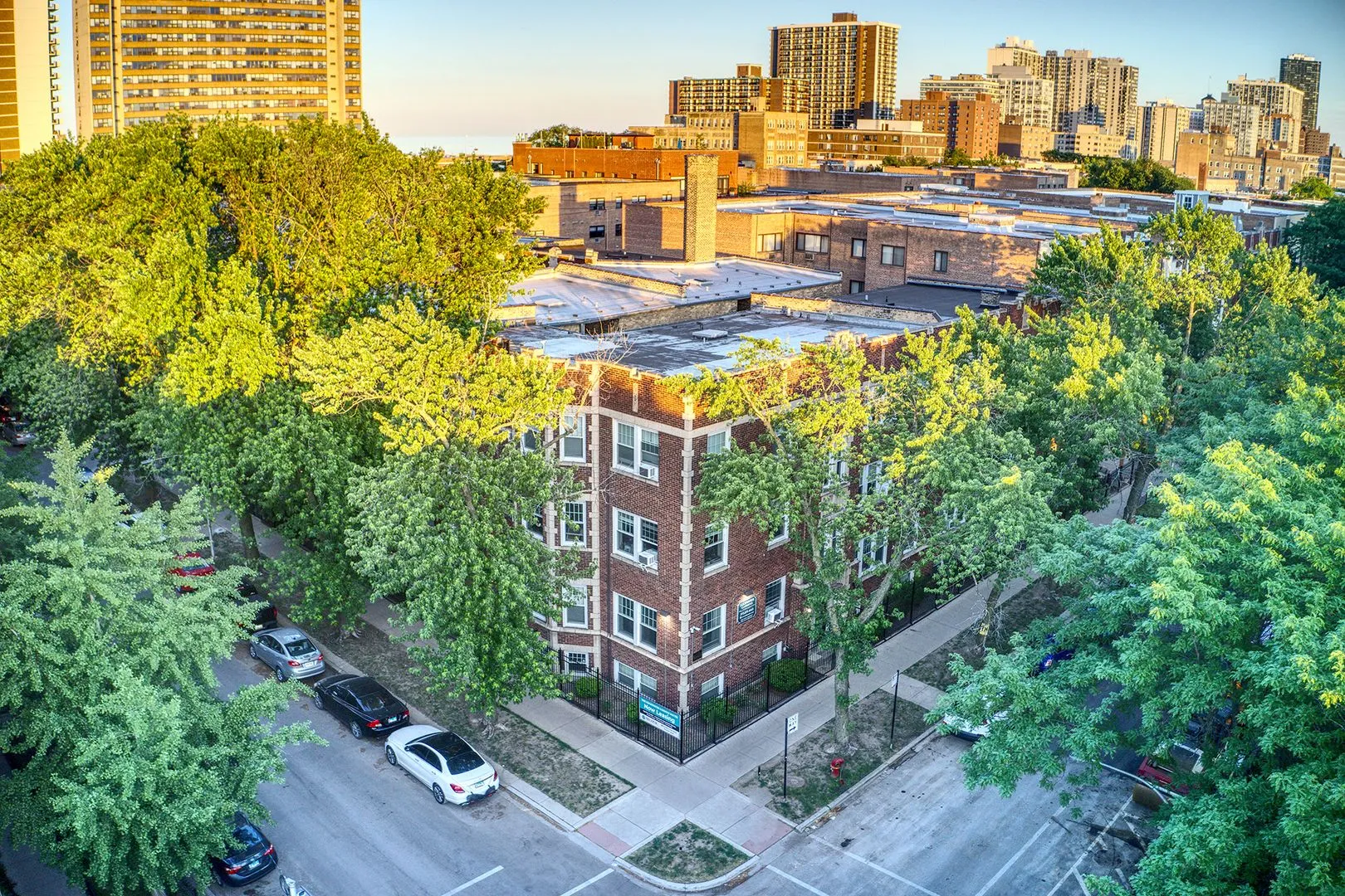 1059 W Glenlake Ave, ,  60660, USA 60660-unit#1W-Chicago-IL