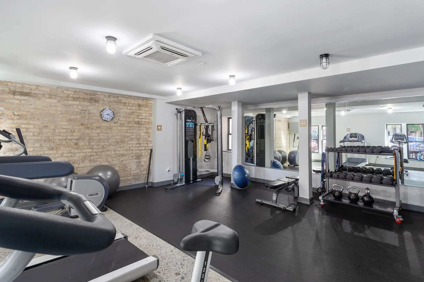 6019 N Winthrop Ave, , 60660, USA 60660-unit#210-Chicago-IL