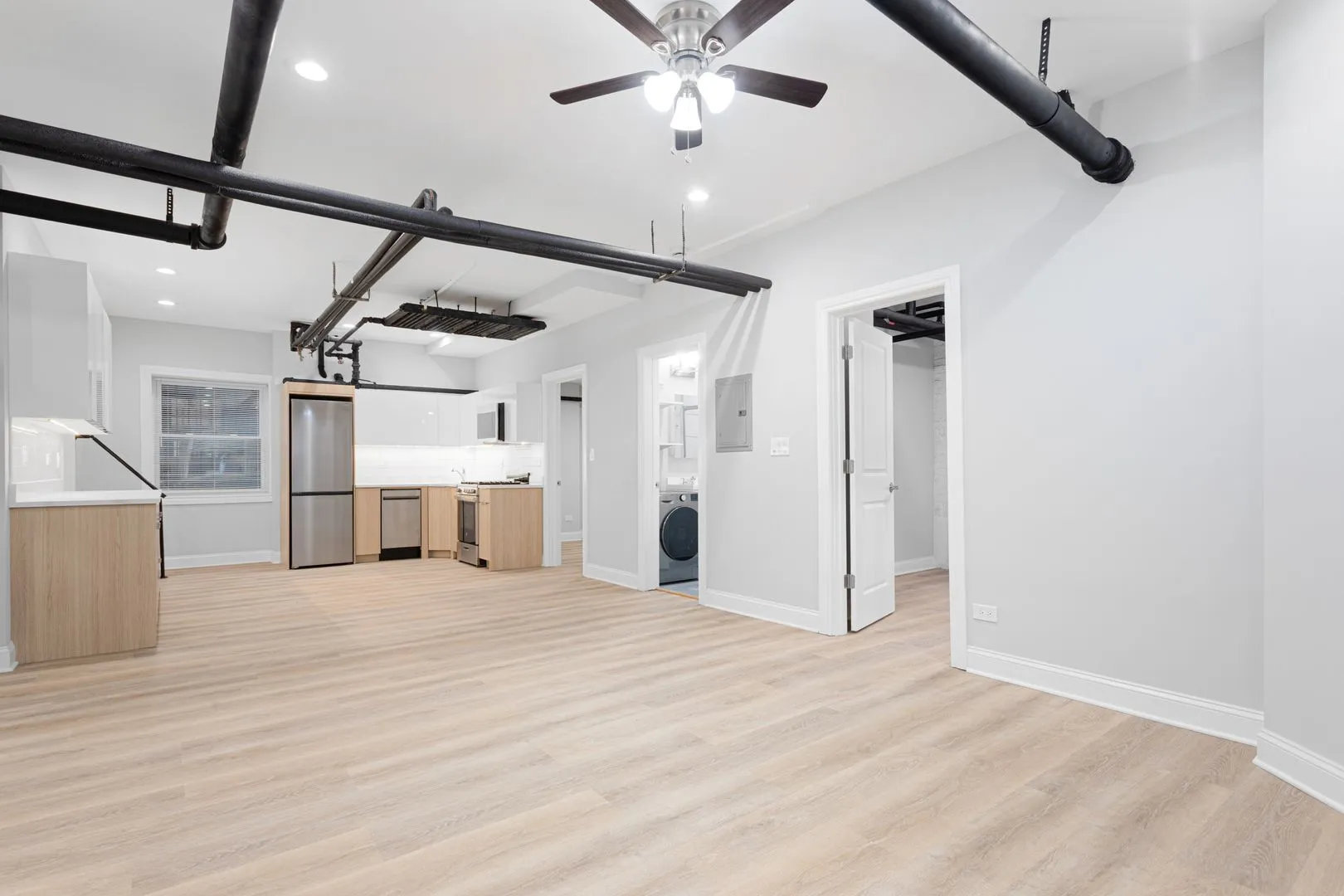 7383 N Damen Ave, ,  60645, USA 60645-unit#G-Chicago-IL