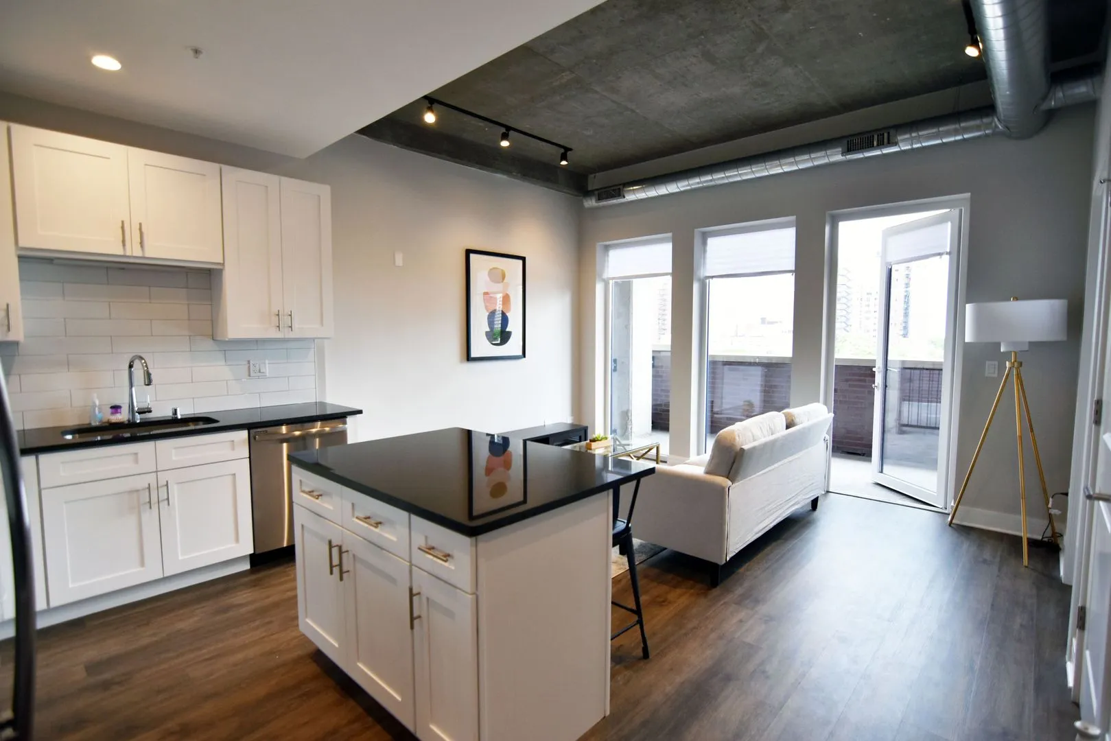 N Broadway, , , USA IL-unit#3833-613-Chicago-IL