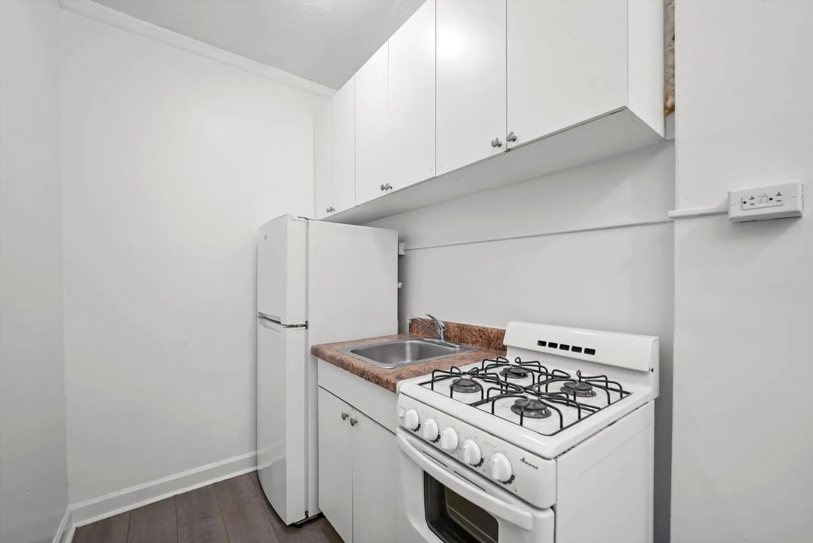 5417 N Kenmore Ave, ,  60640, USA 60640-unit#204-Chicago-IL