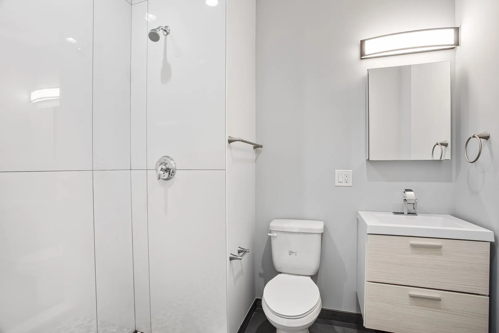 7642 N Eastlake Terrace, ,  60626, USA 60626-unit#2-Chicago-IL