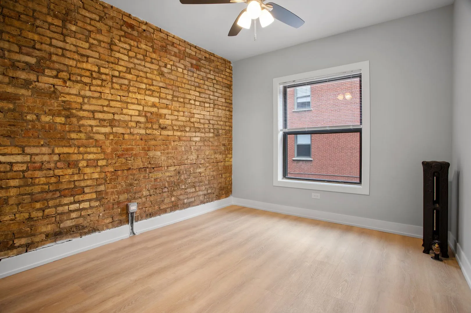 1706 W Juneway Terrace, ,  60626, USA 60626-unit#2H-Chicago-IL