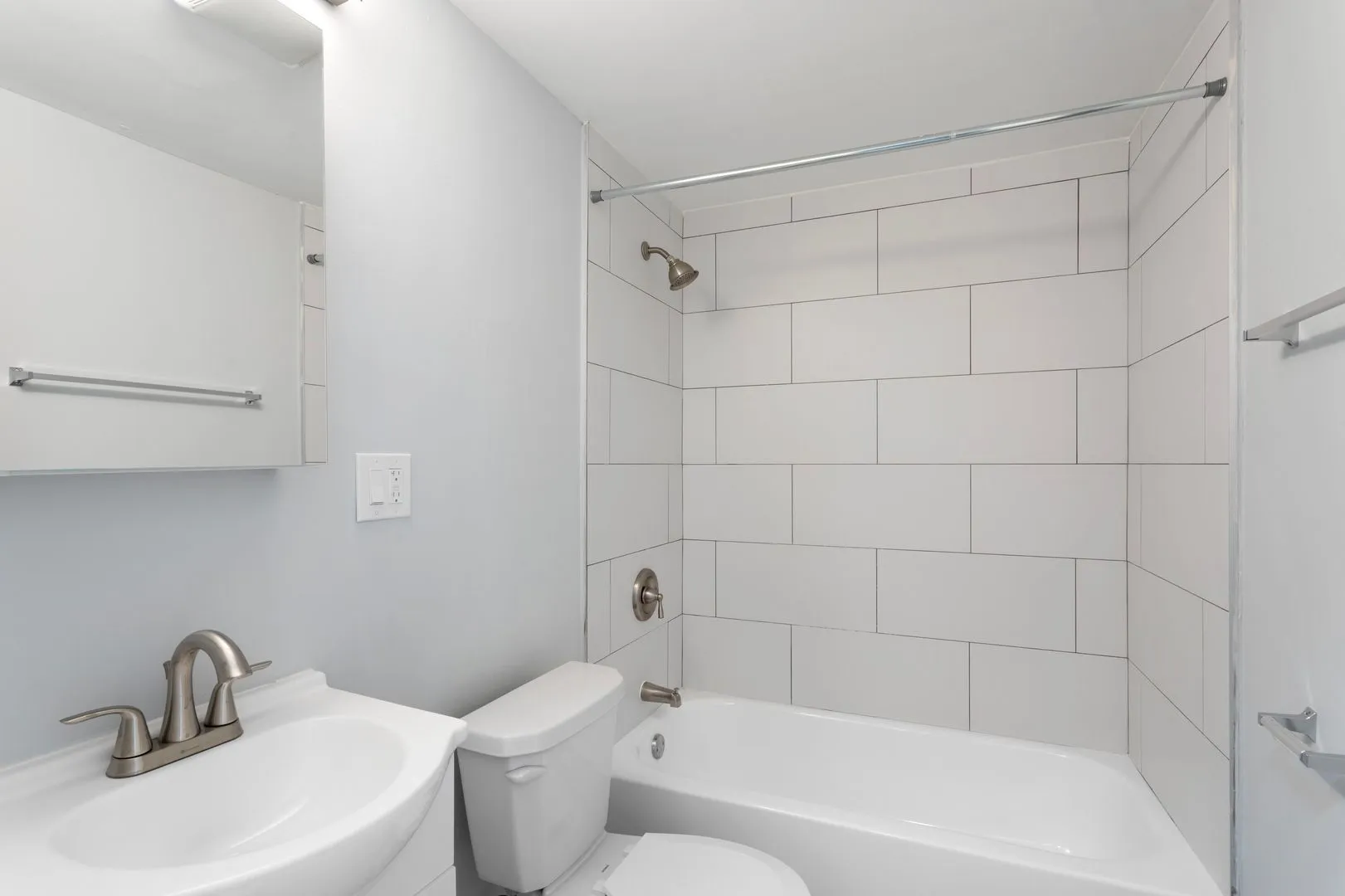 6026 N Winthrop Ave, ,  60660, USA 60660-unit#7H-Chicago-IL