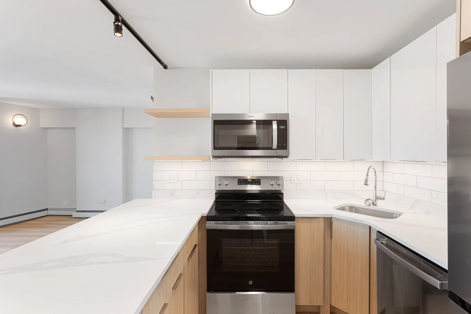 6166 N Sheridan Rd, , 60660, USA 60660-unit#12E-Chicago-IL