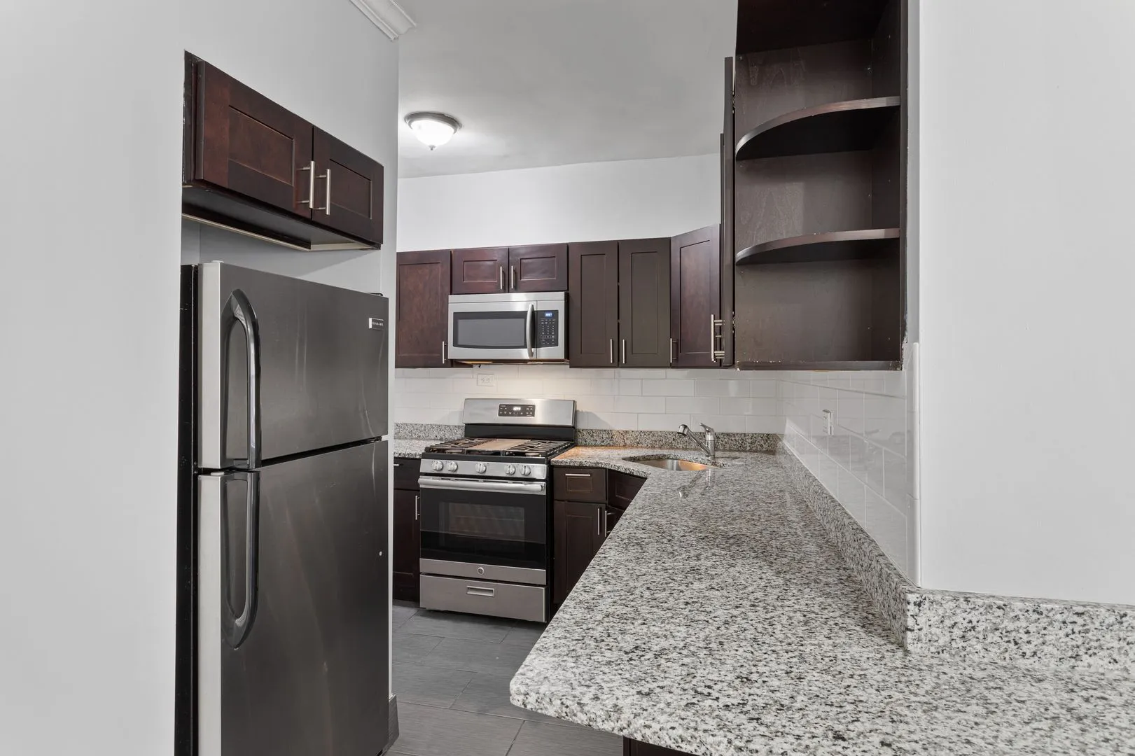 6110 N Winthrop Ave, , 60660, USA 60660-unit#2W-Chicago-IL