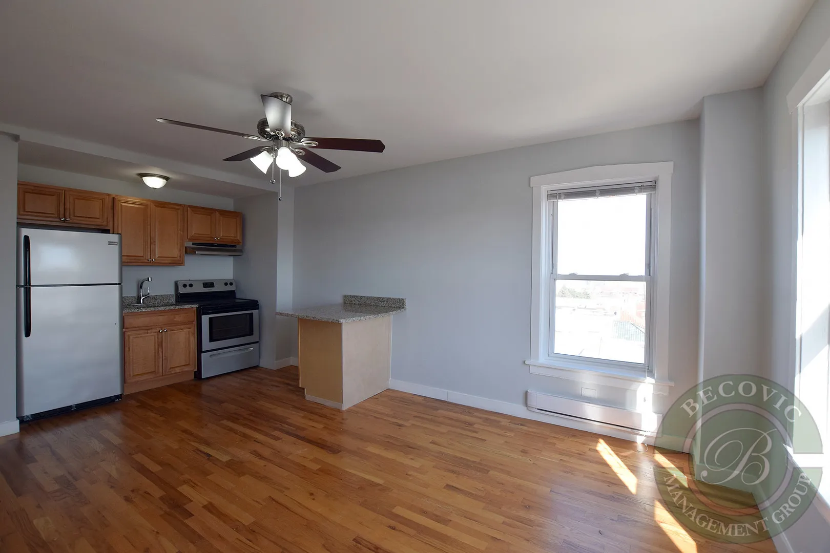7450 N Greenview Ave, , 60626, USA 60626-unit#71-Chicago-IL