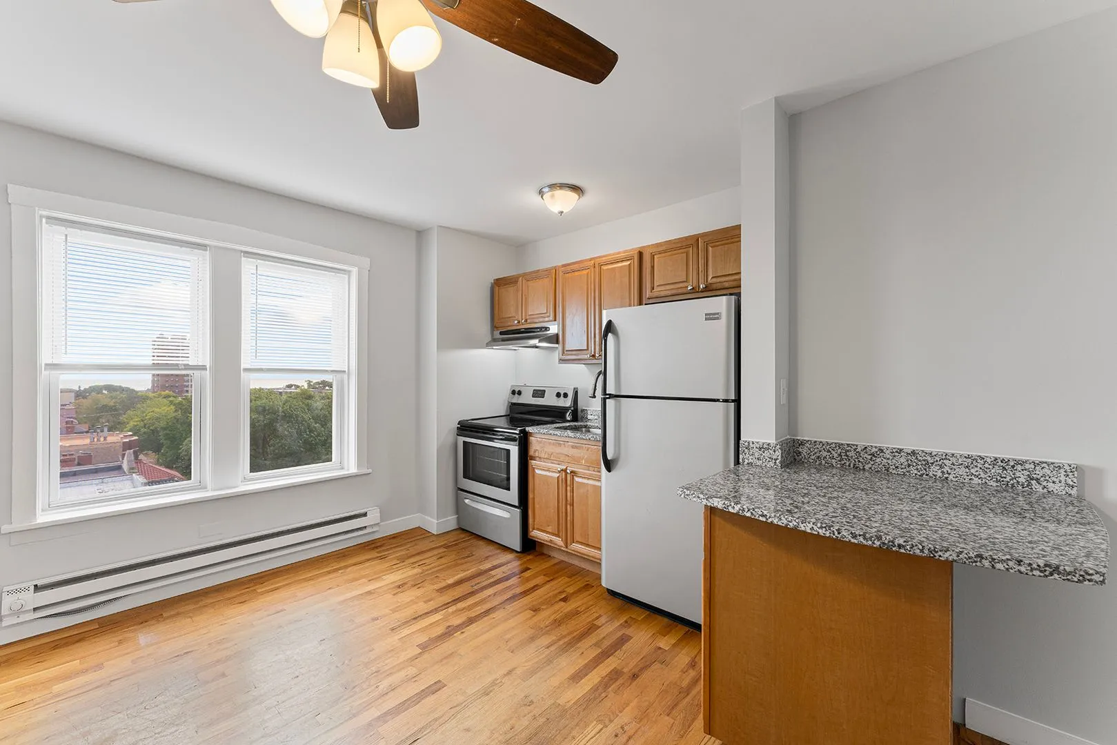 7450 N Greenview Ave, ,  60626, USA 60626-unit#82-Chicago-IL