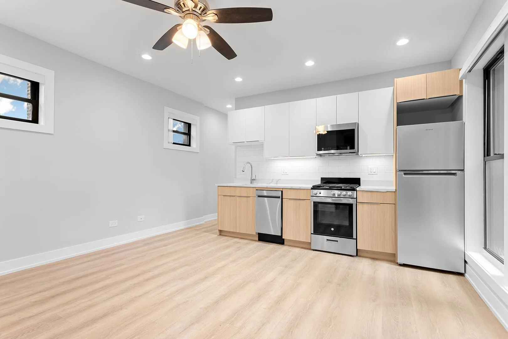 1651 W Jonquil Terrace, ,  60626, USA 60626-unit#17-Chicago-IL