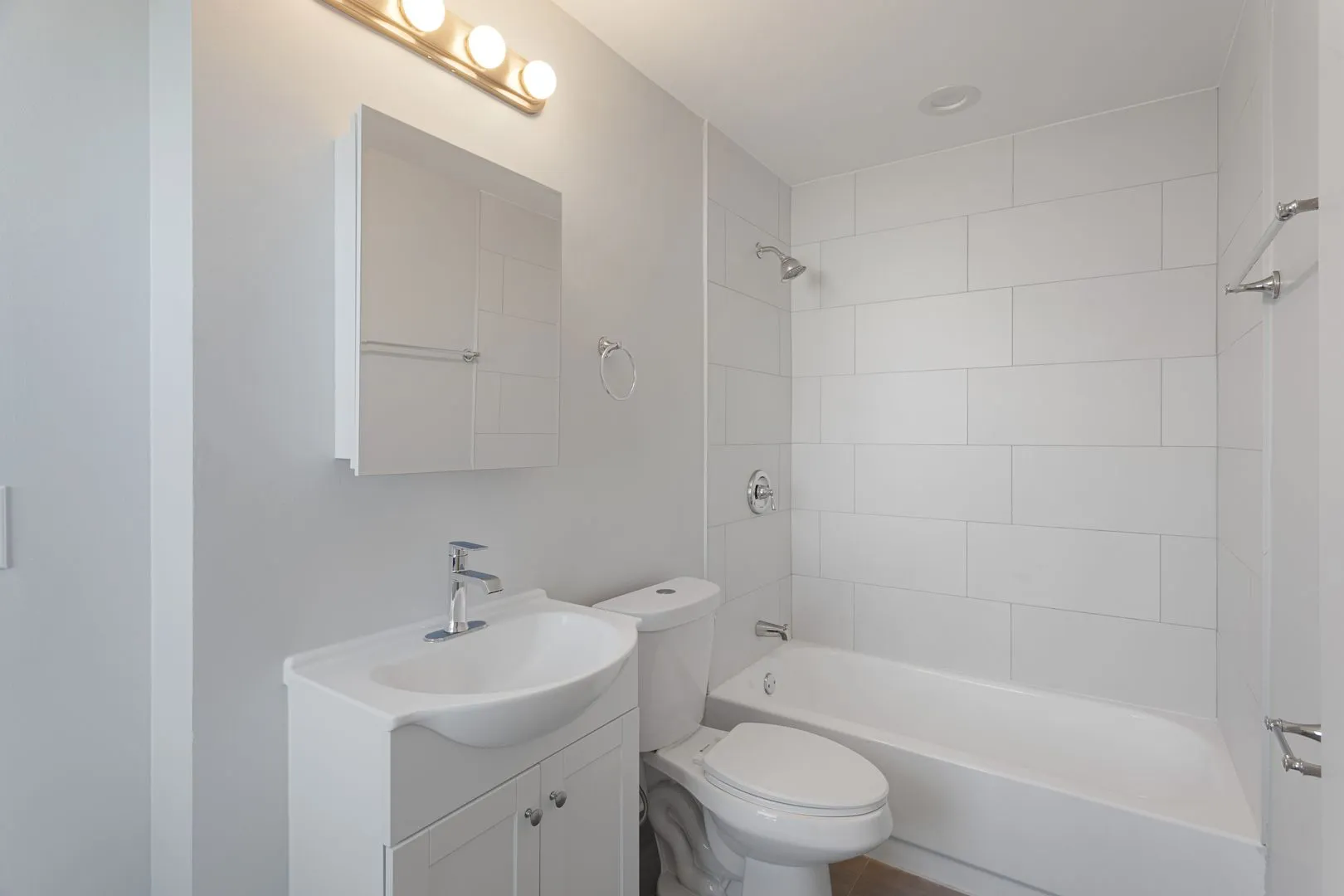 6026 N Winthrop Ave, ,  60660, USA 60660-unit#7B-Chicago-IL