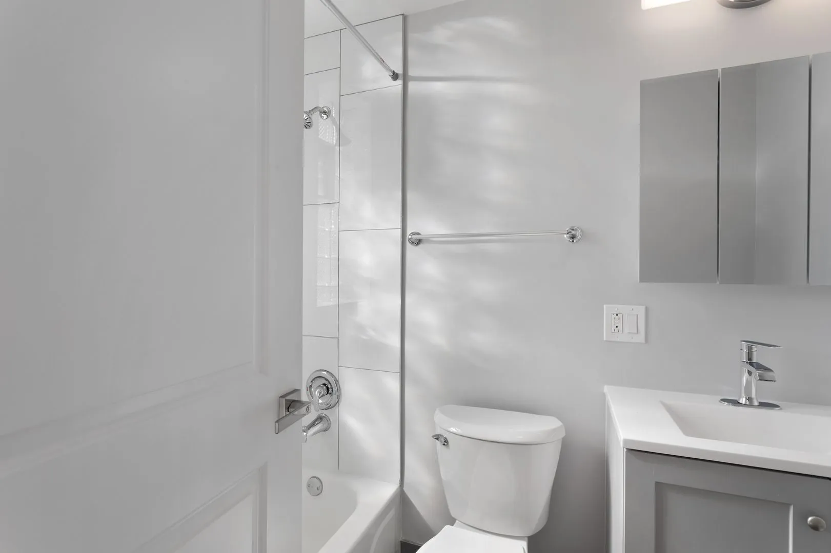 1625 W Howard St, ,  60626, USA 60626-unit#216-Chicago-IL