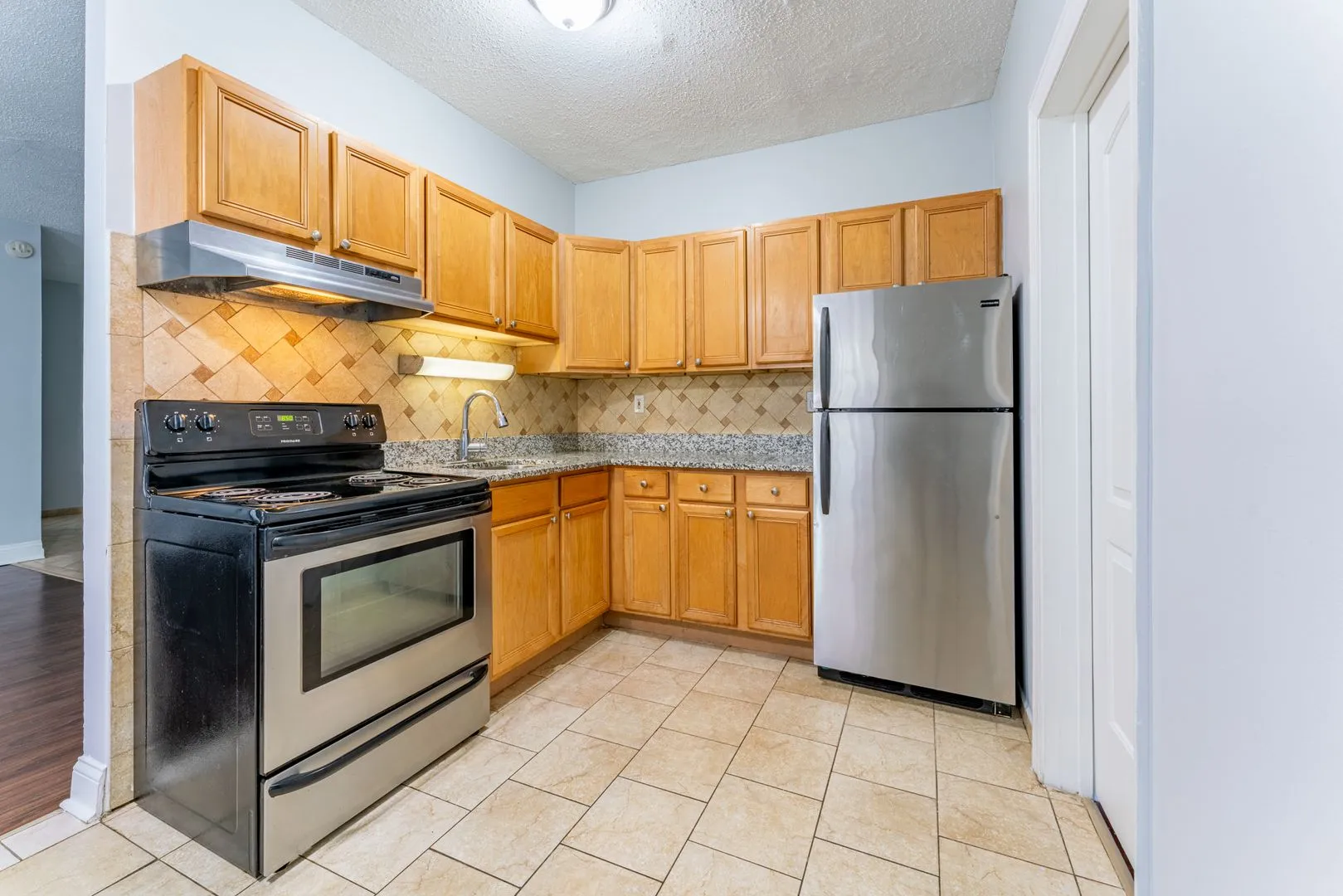 4520 N Clarendon Ave, , 60613, USA 60640-unit#504-Chicago-IL