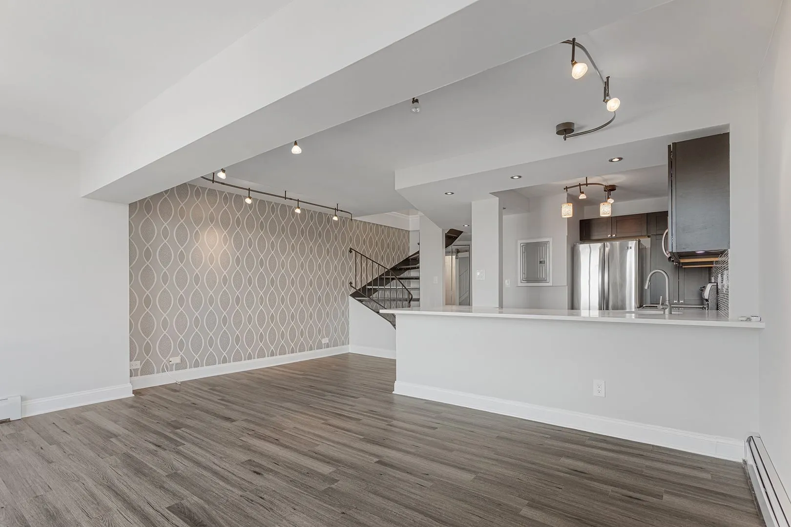 6166 N Sheridan Rd, ,  60660, USA 60660-unit#24L-Chicago-IL