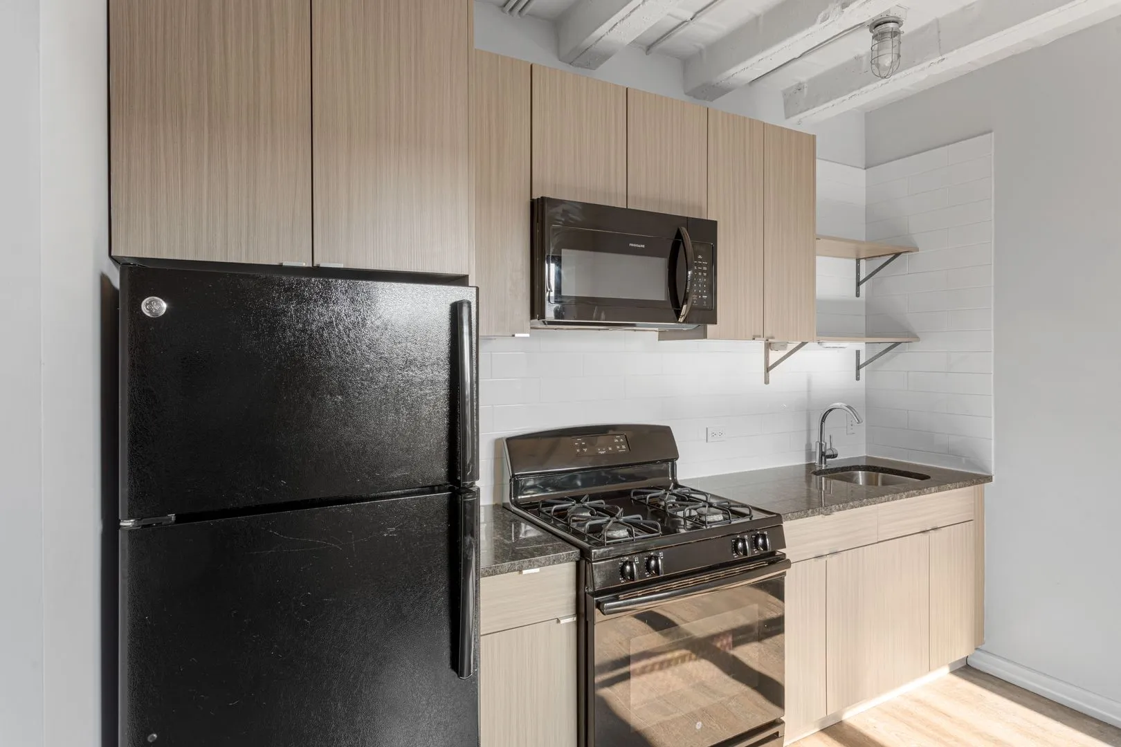 5718 N Winthrop Ave, ,  60660, USA 60660-unit#612-Chicago-IL