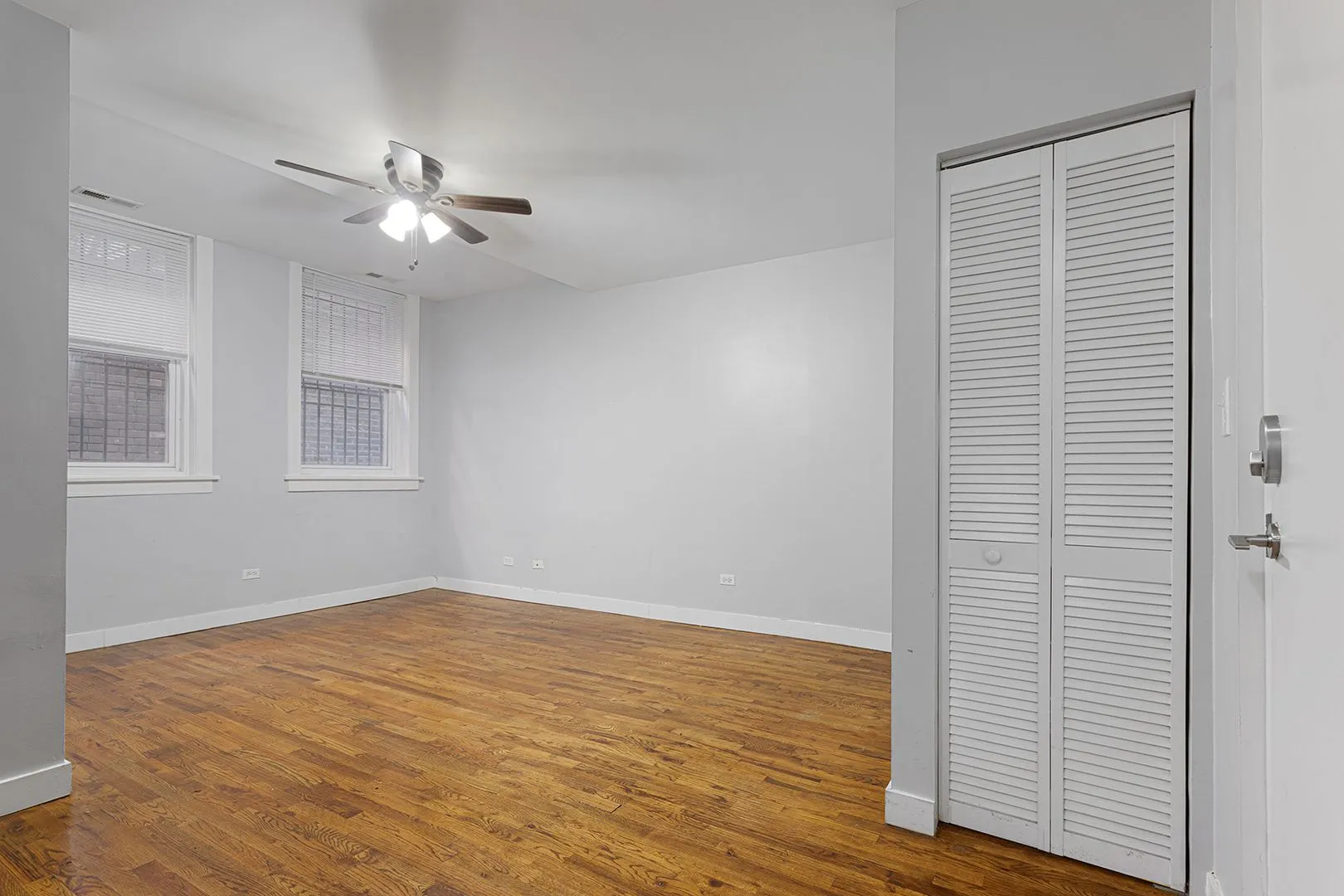 7456 N Greenview Ave, , 60626, USA 60626-unit#1D-Chicago-IL