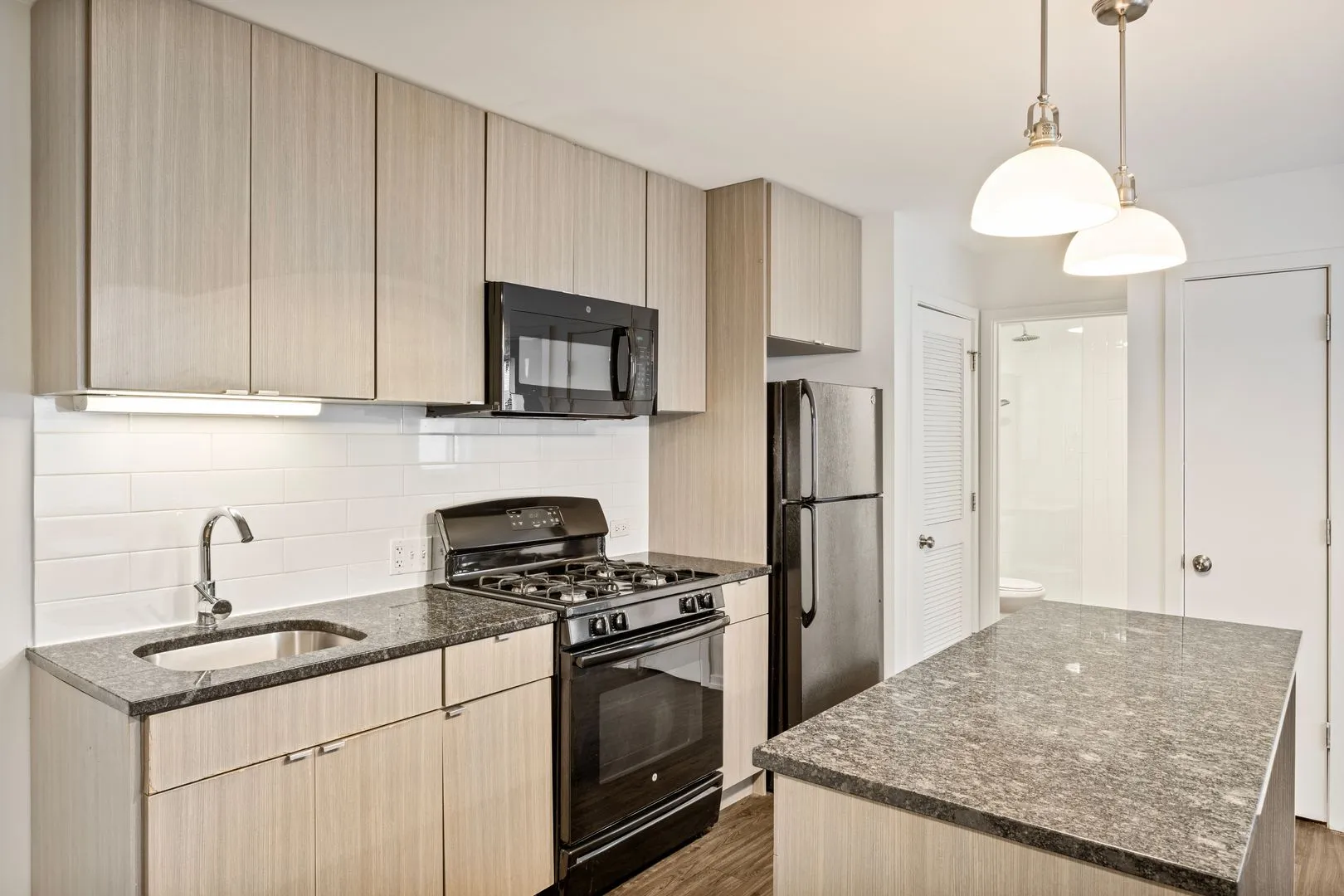 5411 N Winthrop Ave, , 60640, USA 60640-unit#420-Chicago-IL