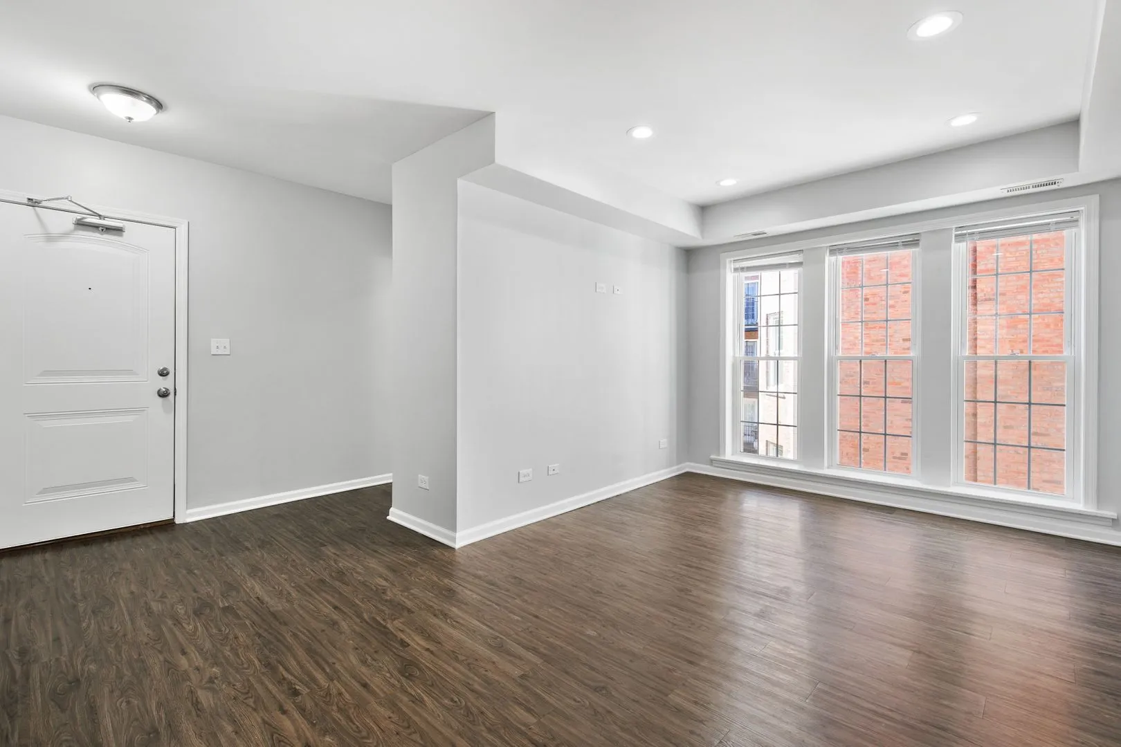 7730 N Ashland Ave, , 60626, USA 60626-unit#C2-Chicago-IL