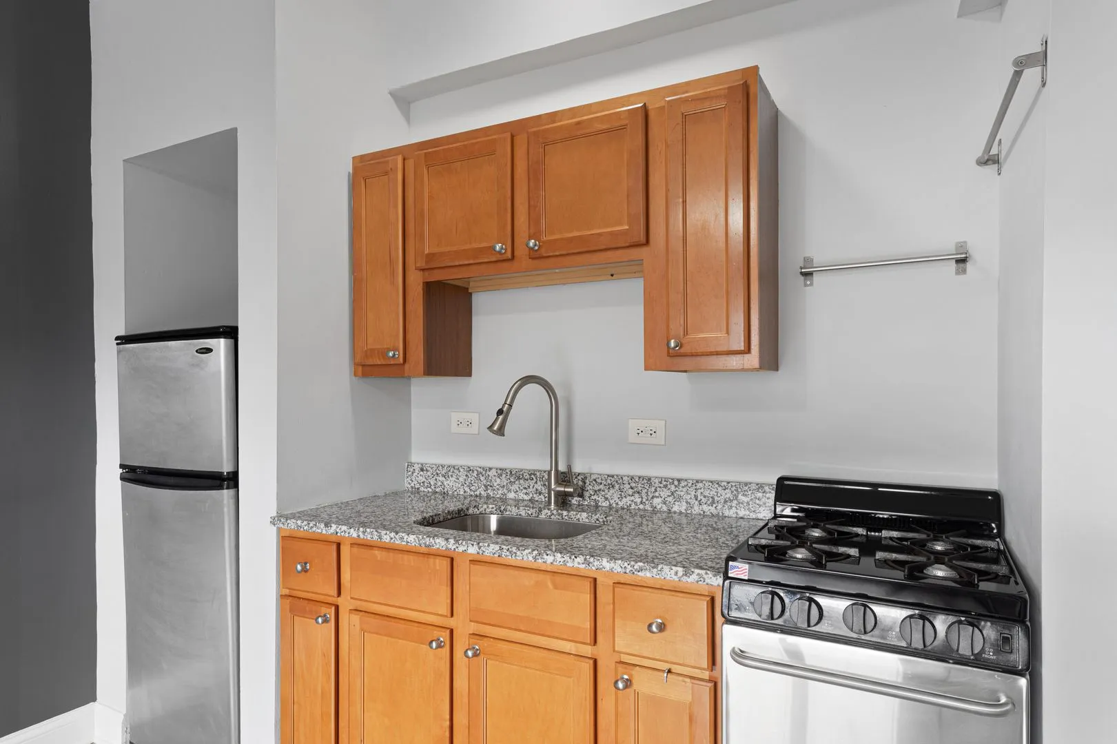 4555 Malden St, ,  60640, USA 60640-unit#212-Chicago-IL