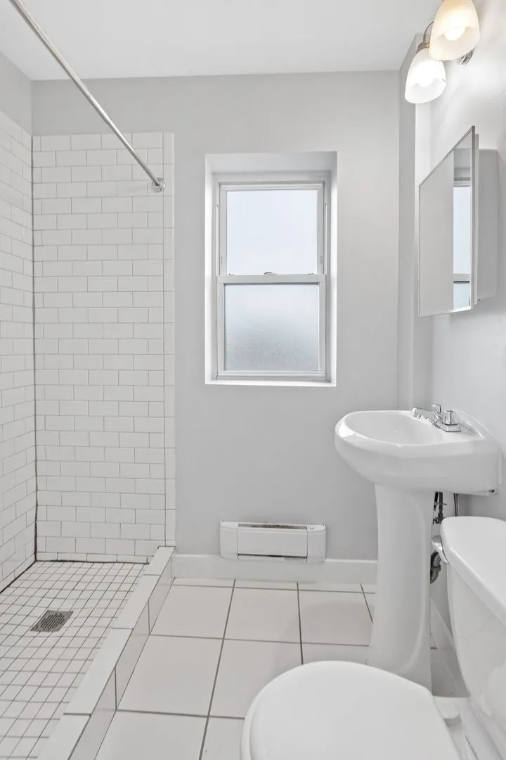 7450 N Greenview Ave, ,  60626, USA 60626-unit#65-Chicago-IL