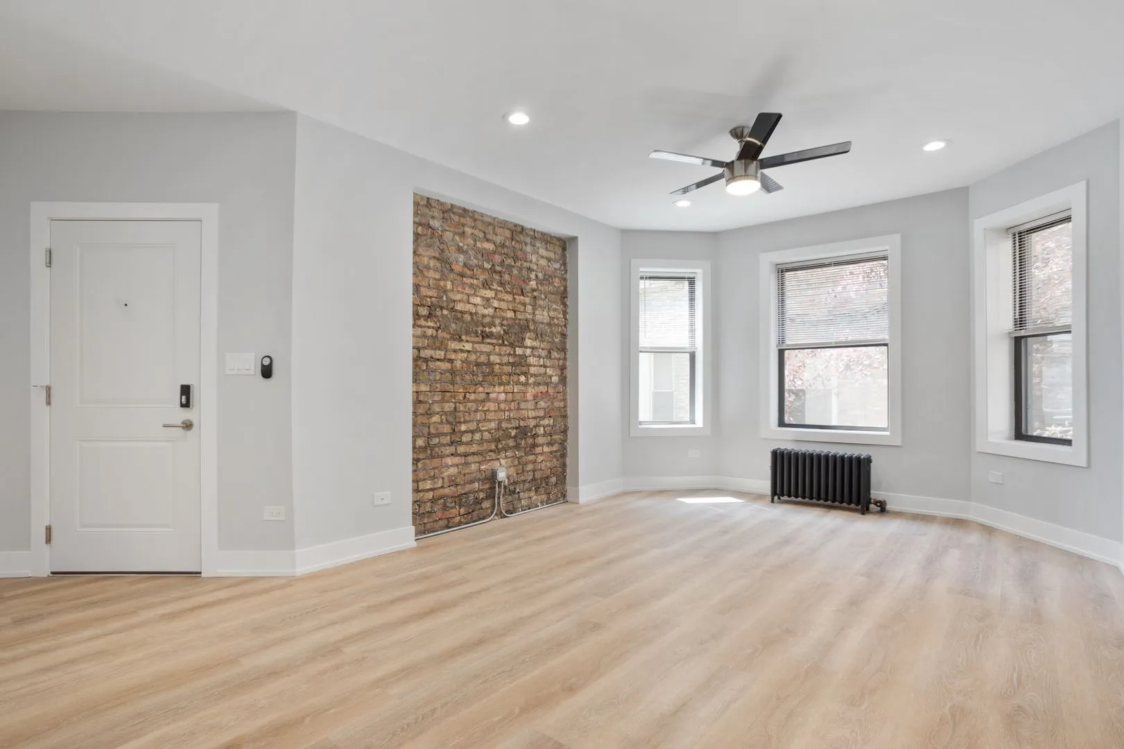 7512 N Eastlake Terrace, , 60626, USA 60626-unit#1W-Chicago-IL