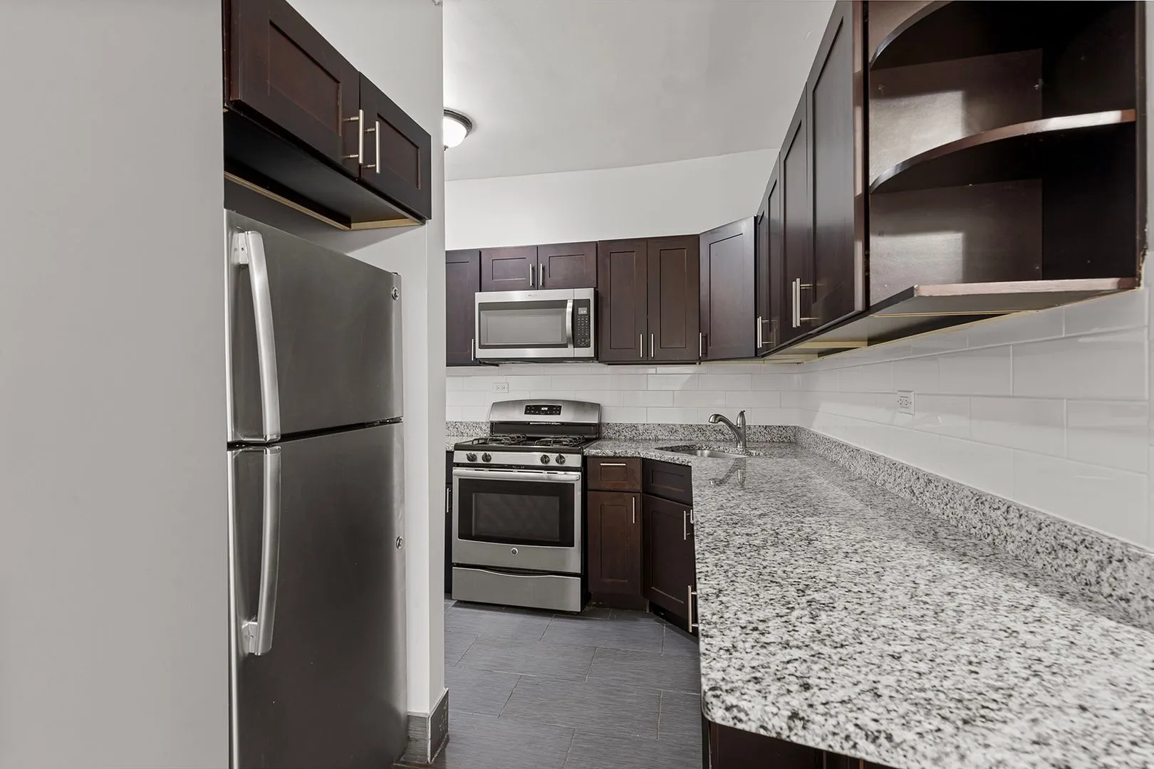 6110 N Winthrop Ave, ,  60660, USA 60660-unit#1W-Chicago-IL