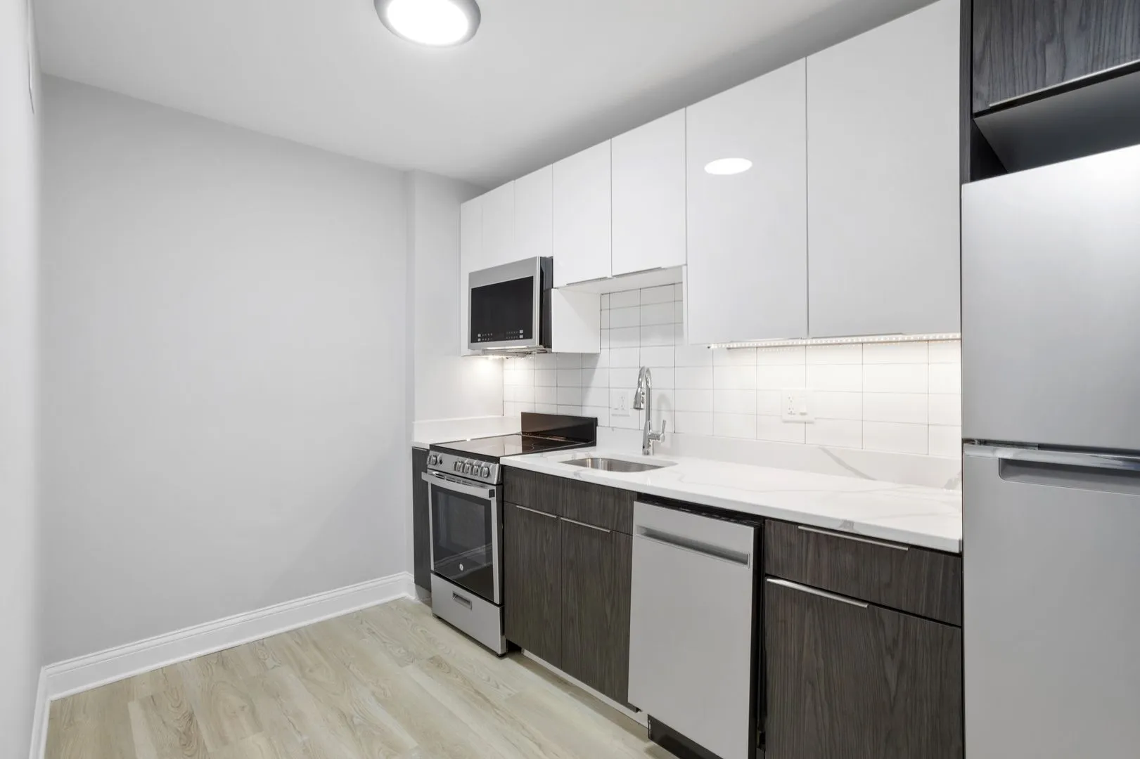 6026 N Winthrop Ave, ,  60660, USA 60660-unit#1C-Chicago-IL