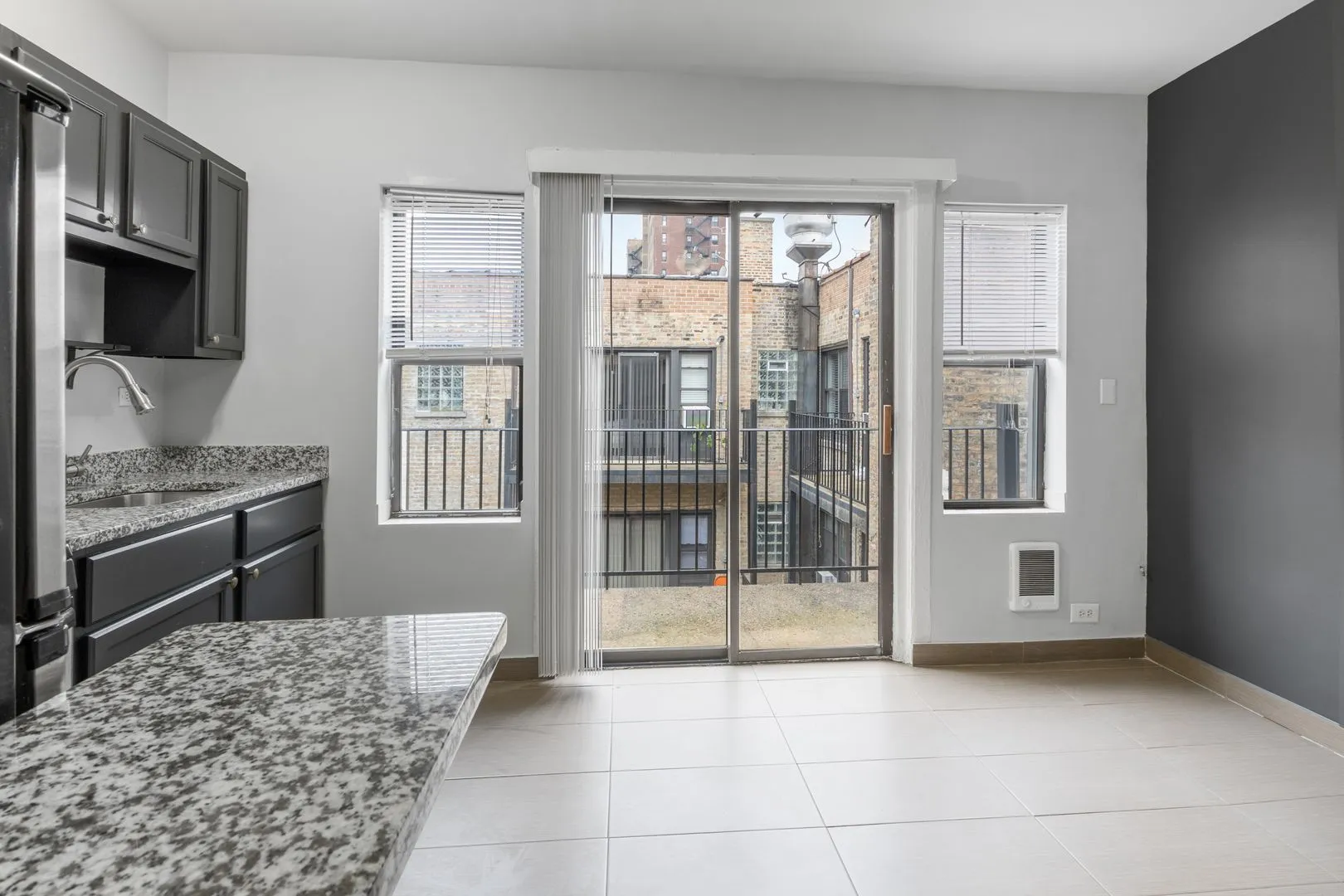 4555 Malden St, ,  60640, USA 60640-unit#315-Chicago-IL