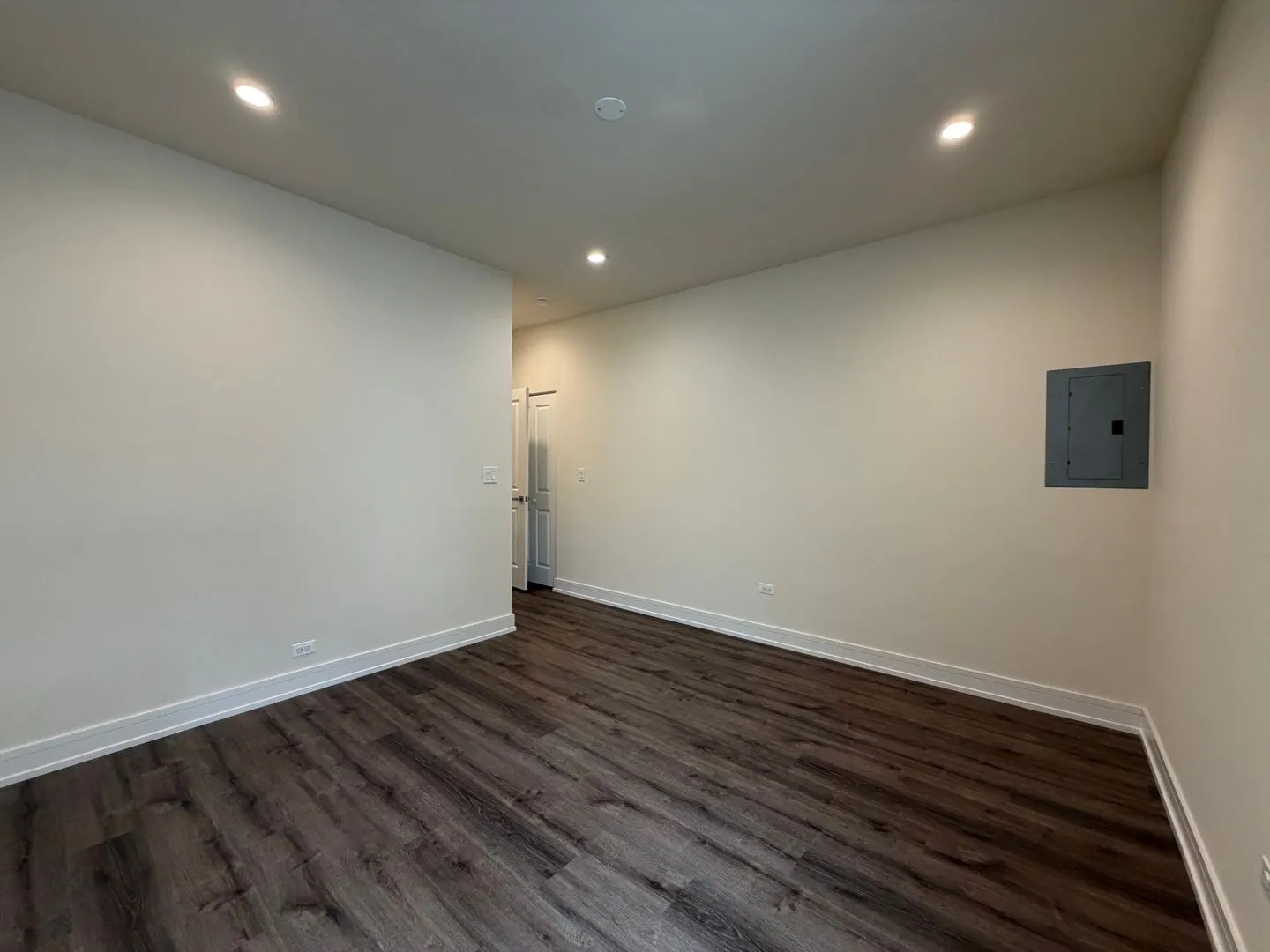 916 W Belmont Ave, , 60657, USA 60657-unit#2N-Chicago-IL