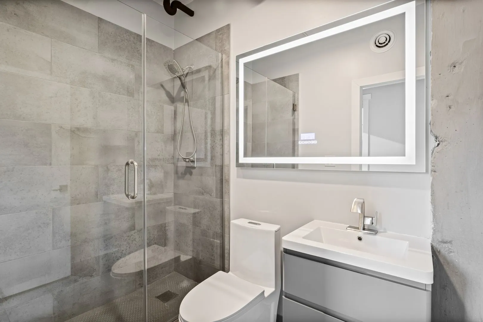 7645 N Sheridan Rd, ,  60626, USA 60626-unit#404-Chicago-IL