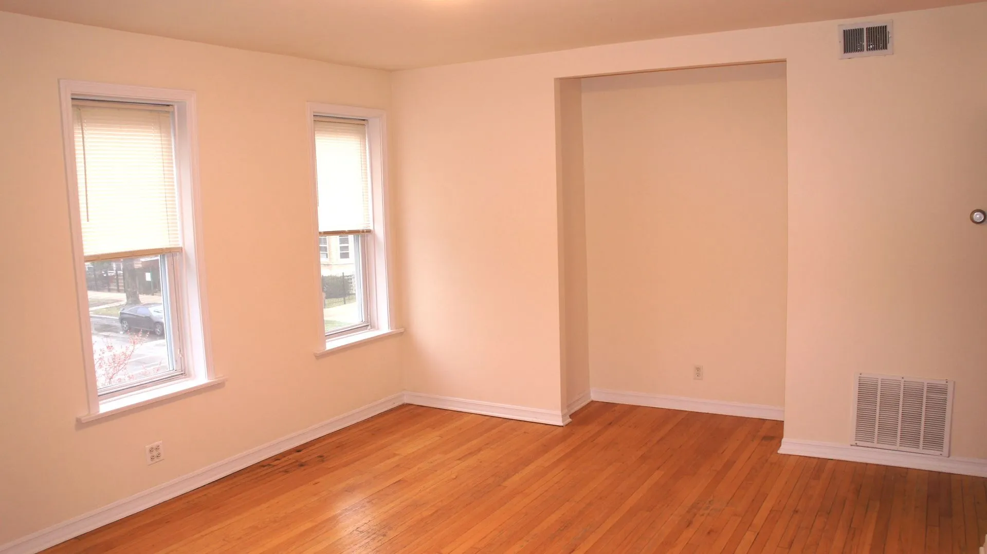 3000 N Whipple St, , 60618, USA 60618-unit#1-Chicago-IL