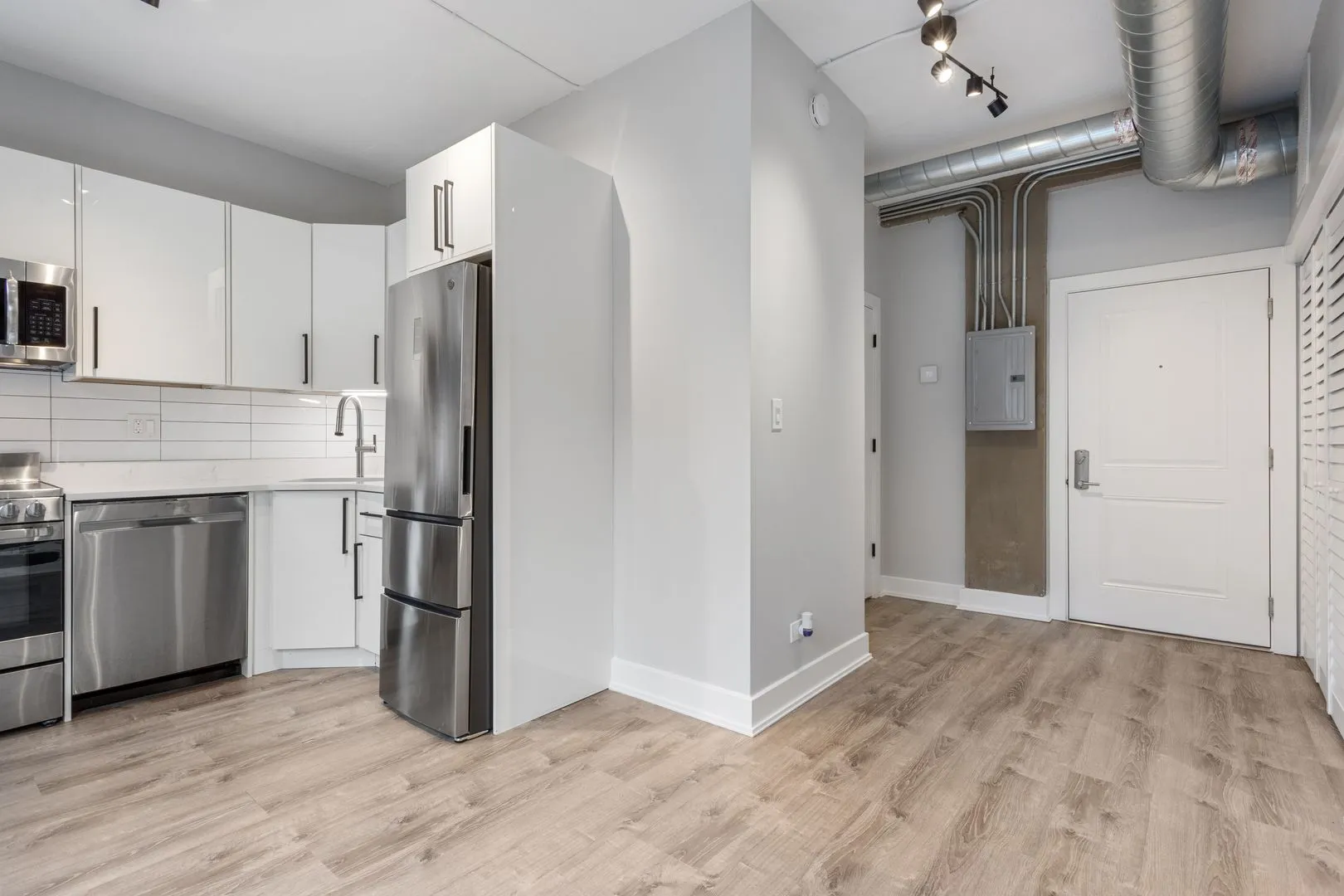 7645 N Sheridan Rd, ,  60626, USA 60626-unit#406-Chicago-IL