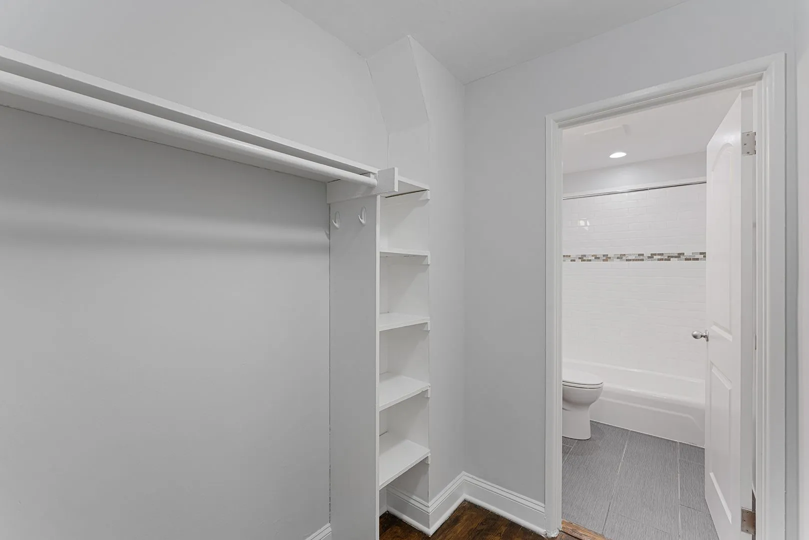 6201 N Kenmore Ave, , 60660, USA 60660-unit#408-Chicago-IL