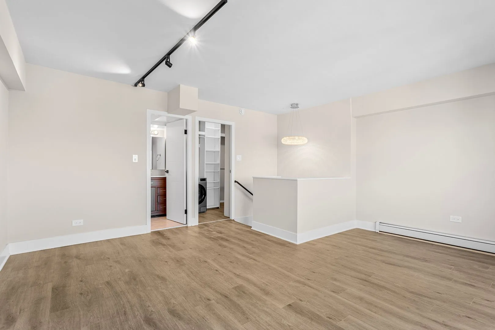 6166 N Sheridan Rd, ,  60660, USA 60660-unit#28A-Chicago-IL