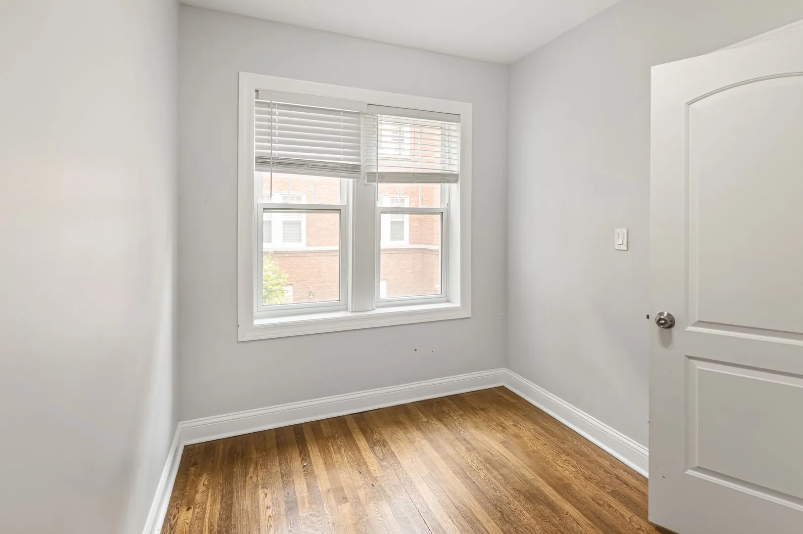 6112 N Winthrop Ave, , 60660, USA 60660-unit#1W-Chicago-IL