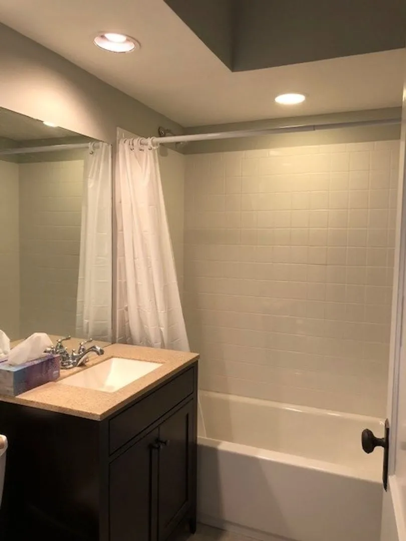 1436 W Summerdale Ave, , 60640, USA 60640-unit#3W-Chicago-IL