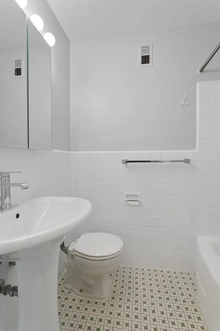 5858 N Sheridan Rd, , 60660, USA 60660-unit#1107-Chicago-IL