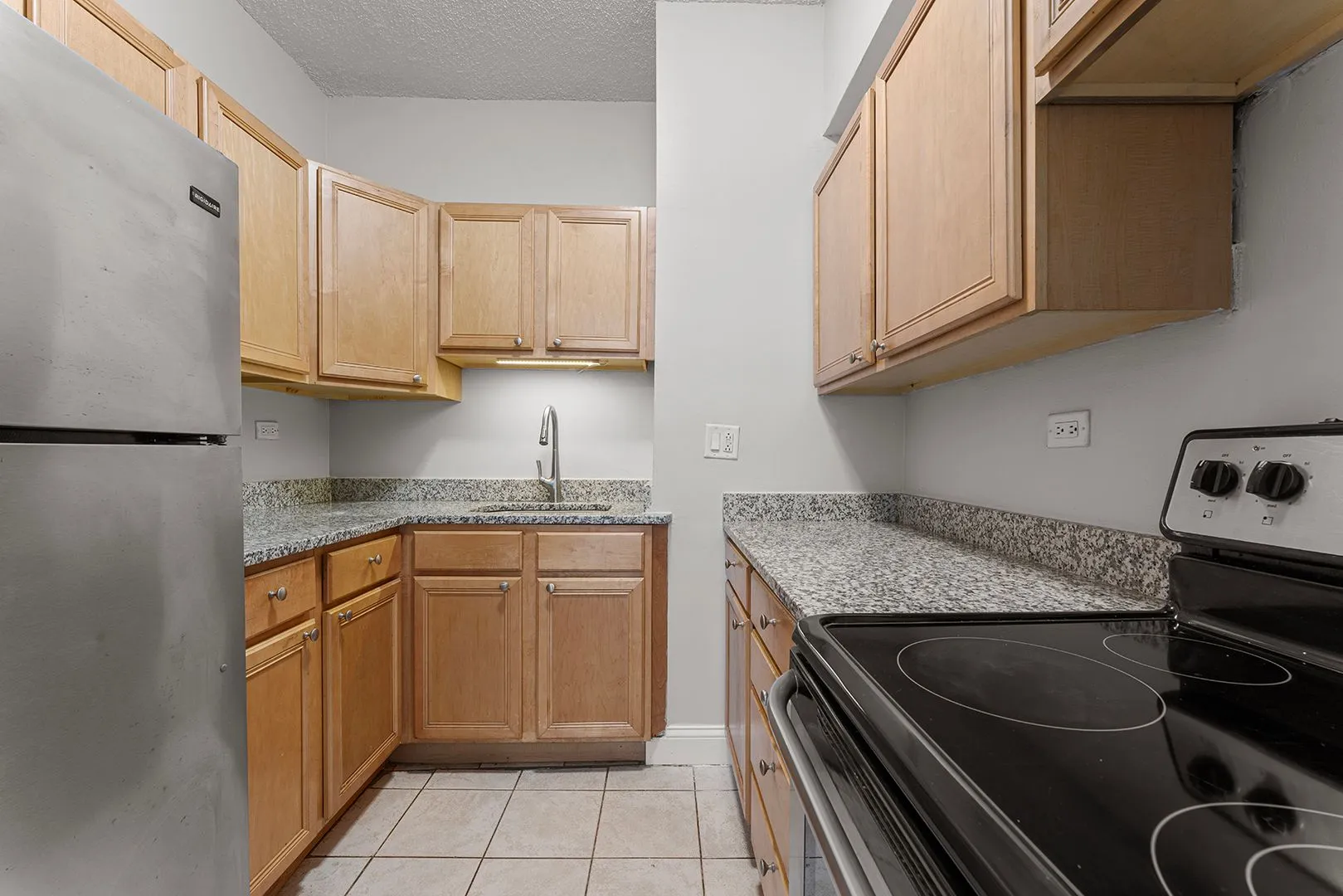4520 N Clarendon Ave, ,  60640, USA 60640-unit#403-Chicago-IL