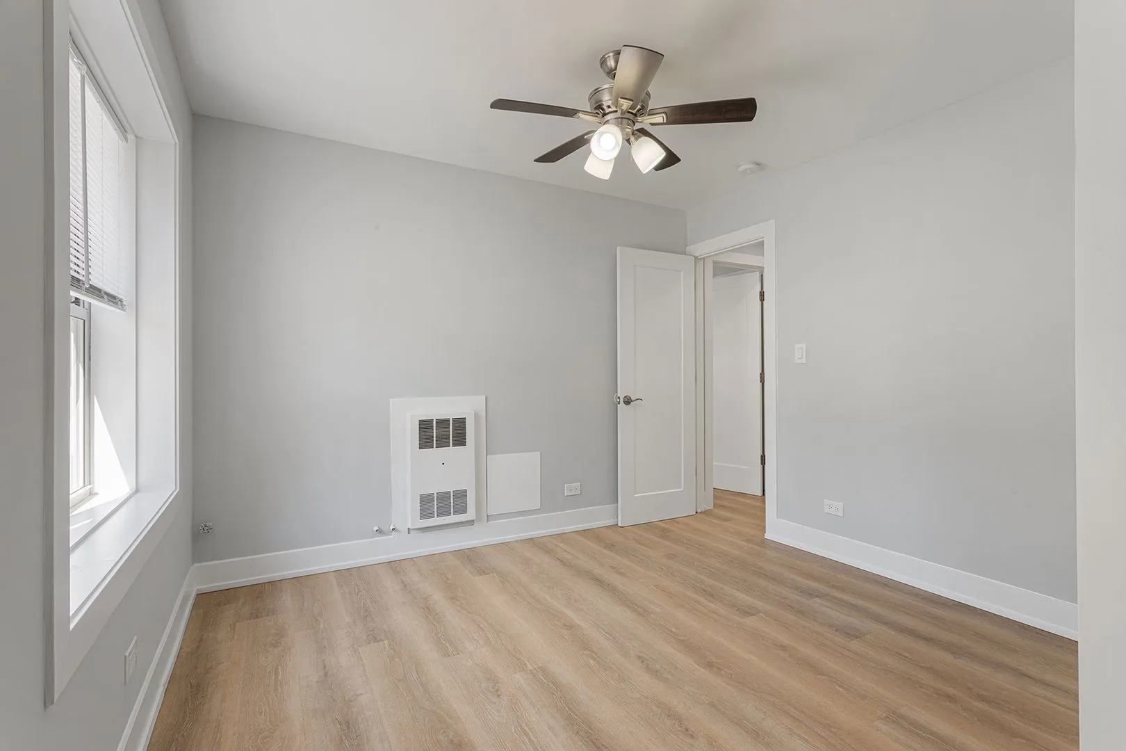 1303 W Estes Ave, ,  60626, USA 60626-unit#1W-Chicago-IL