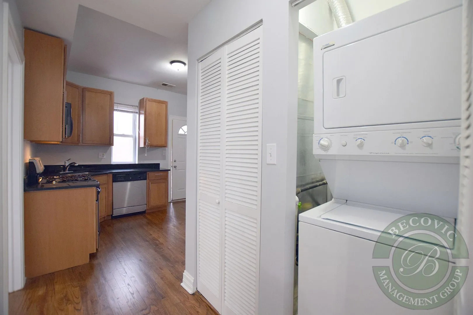 2009 W Jarvis Ave, ,  60645, USA 60645-unit#3-Chicago-IL