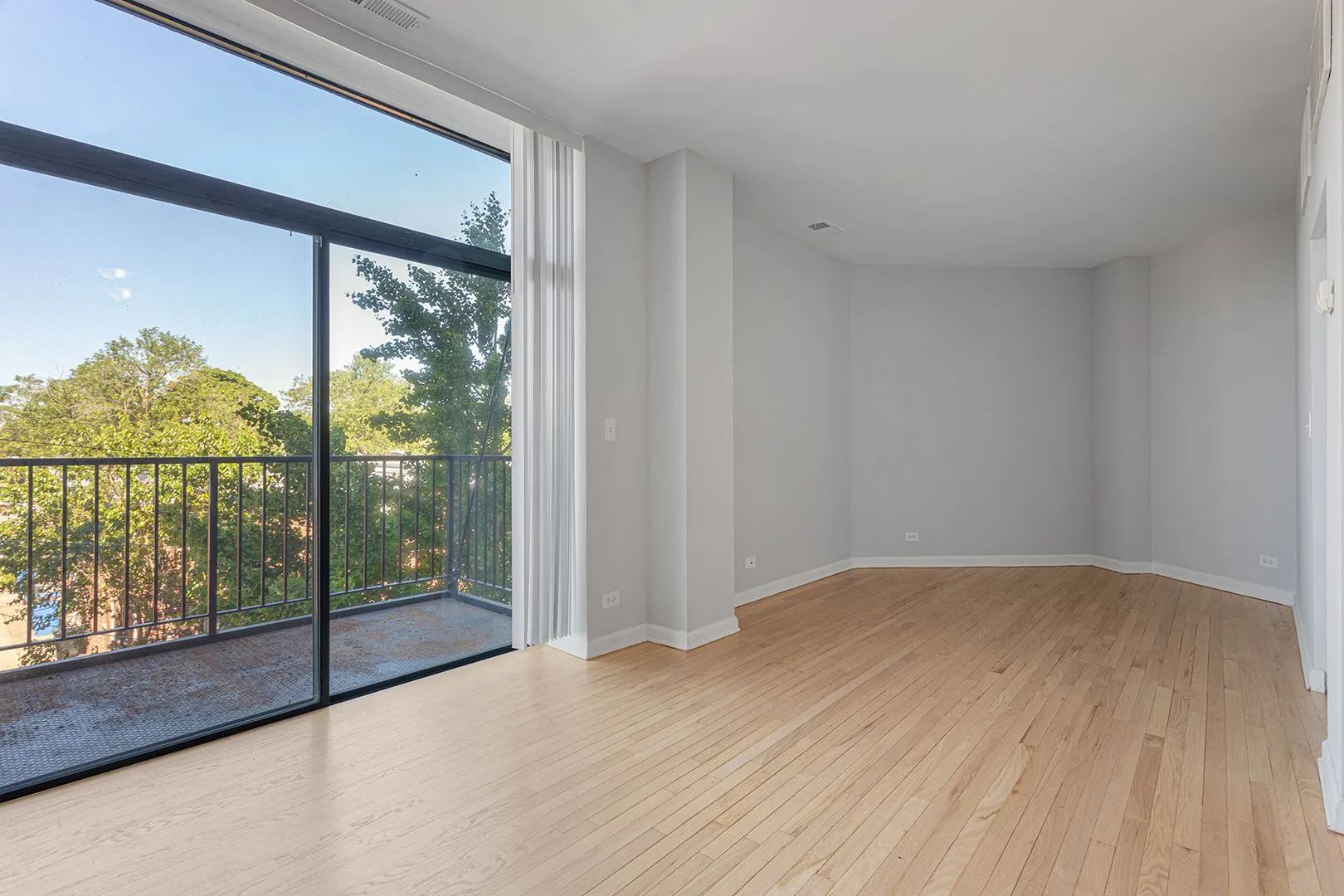 2451 W Howard St, ,  60645, USA 60645-unit#205-Chicago-IL