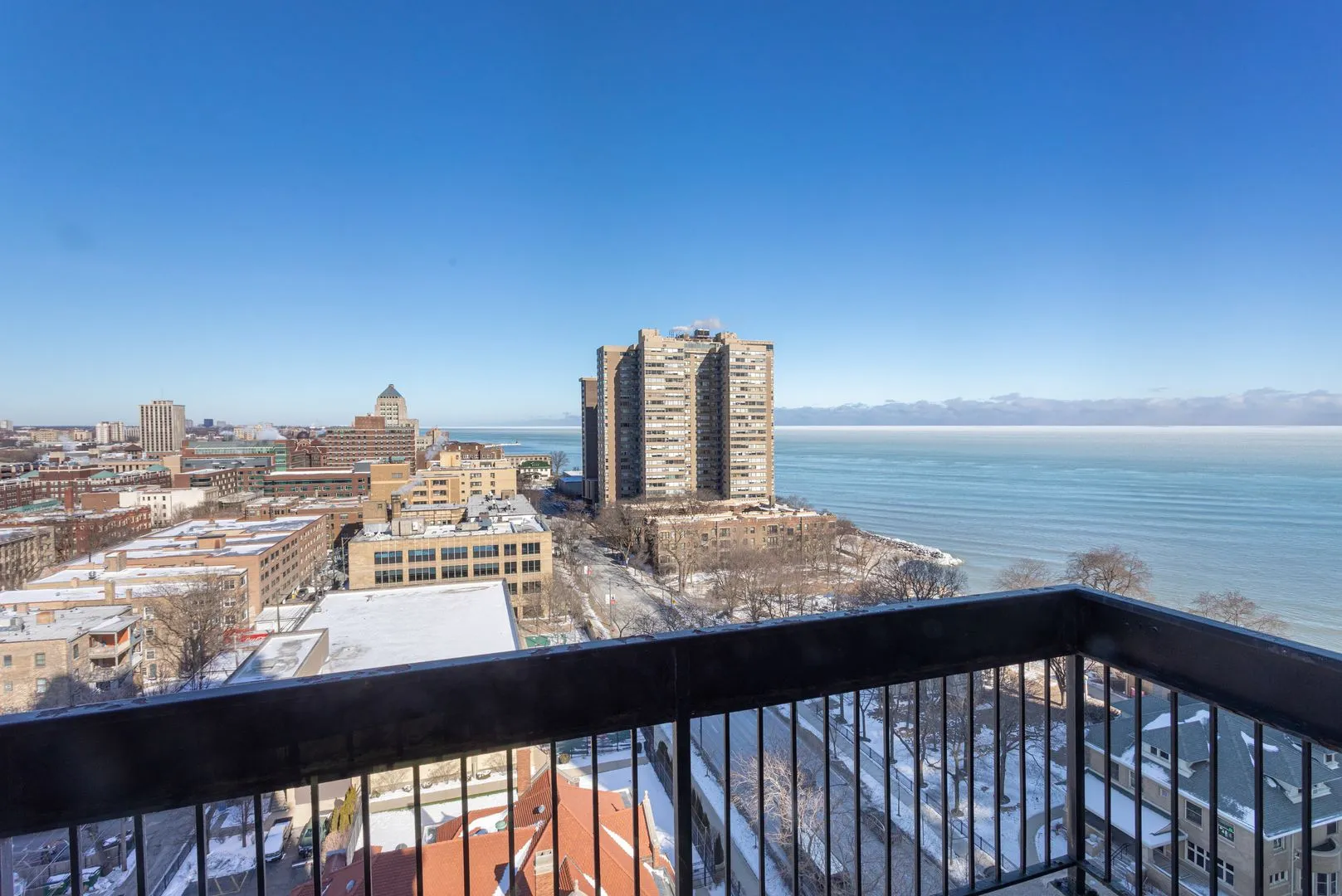 6166 N Sheridan Rd, ,  60660, USA 60660-unit#14C-Chicago-IL