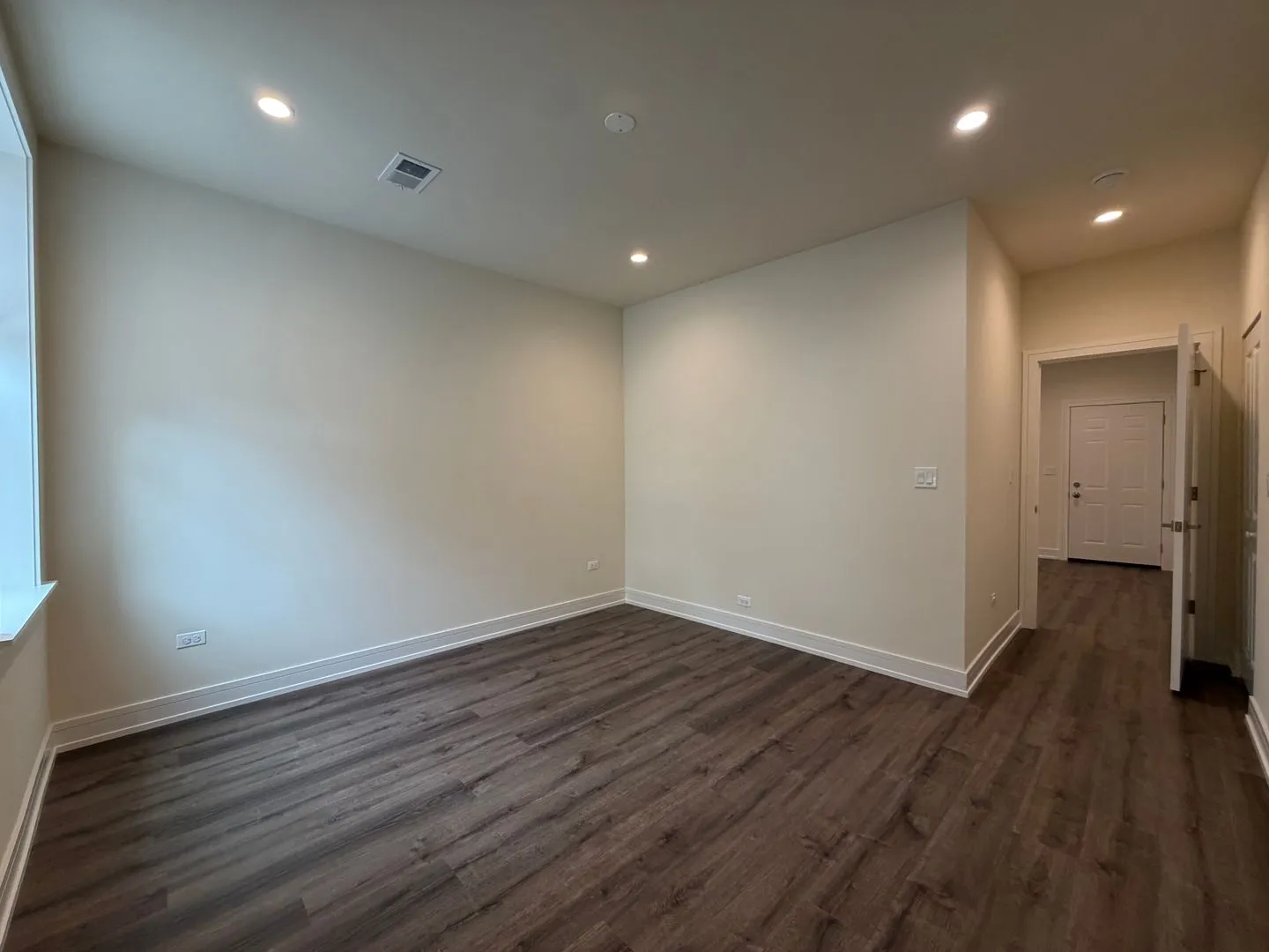 916 W Belmont Ave, , 60657, USA 60657-unit#2N-Chicago-IL