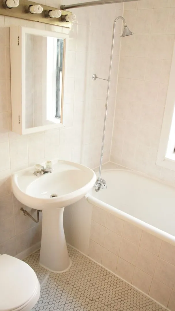 3312 W Schubert Ave, , 60647, USA 60647-unit#2CC-Chicago-IL